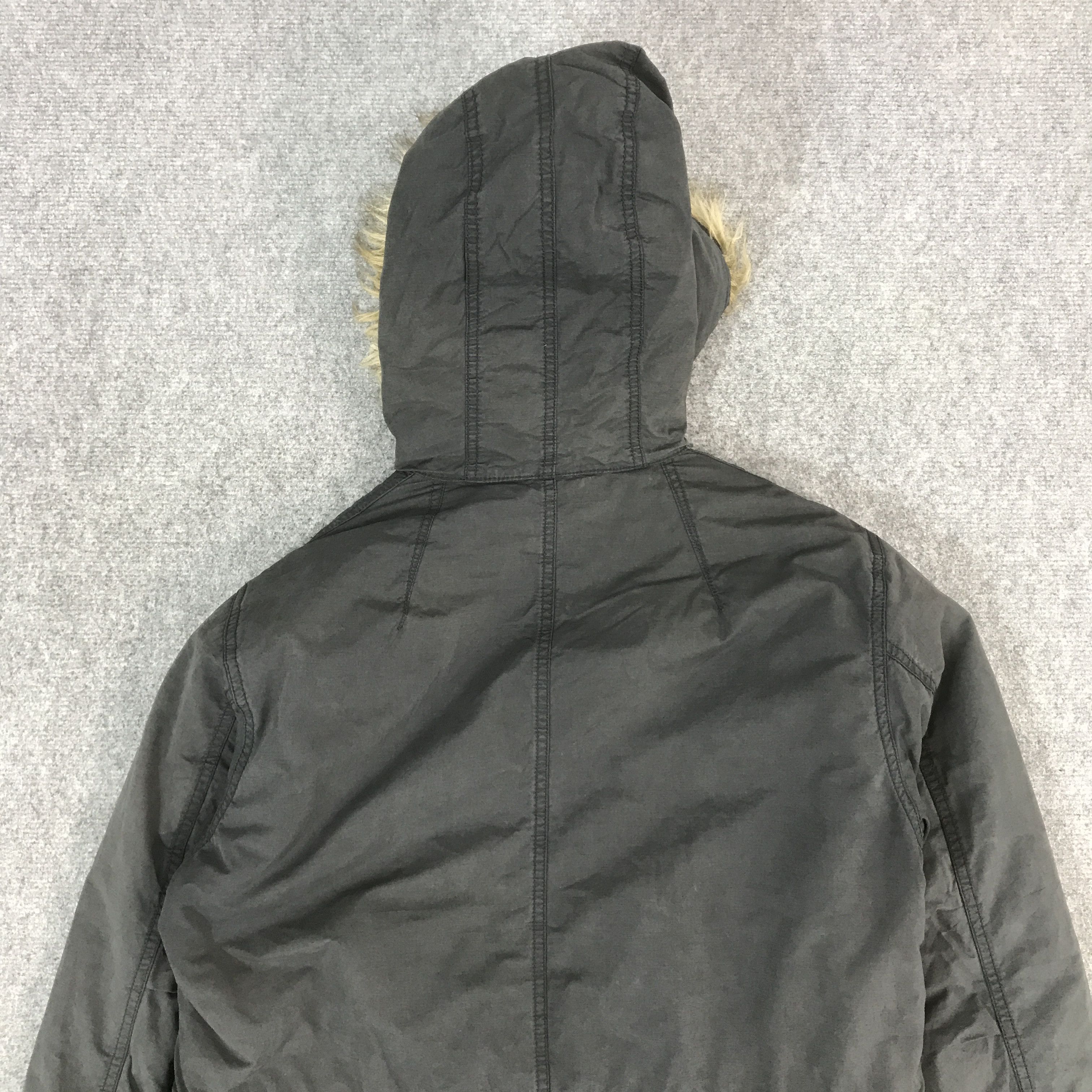 Undercover × Uniqlo UNDERCOVER X UNIQLO FUR HOODIES BLACK FADED STYLE JACKET Size US M / EU 48-50 / 2 - 4 Thumbnail