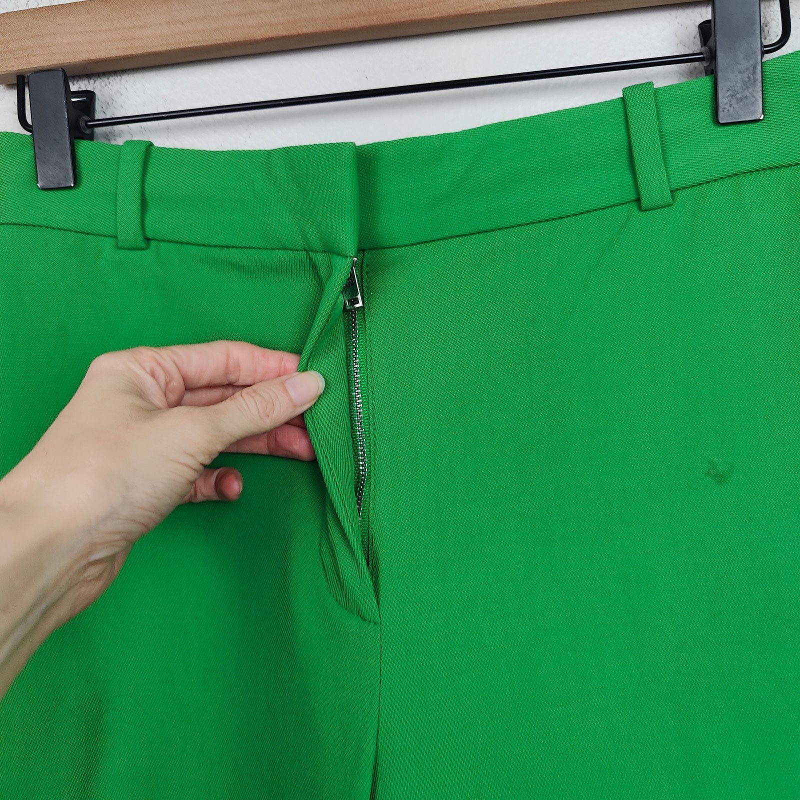 Aritzia Aritzia Babaton Agency Pant City Wool Womens 4 Green Size 27" / US 4 / IT 40 - 4 Thumbnail