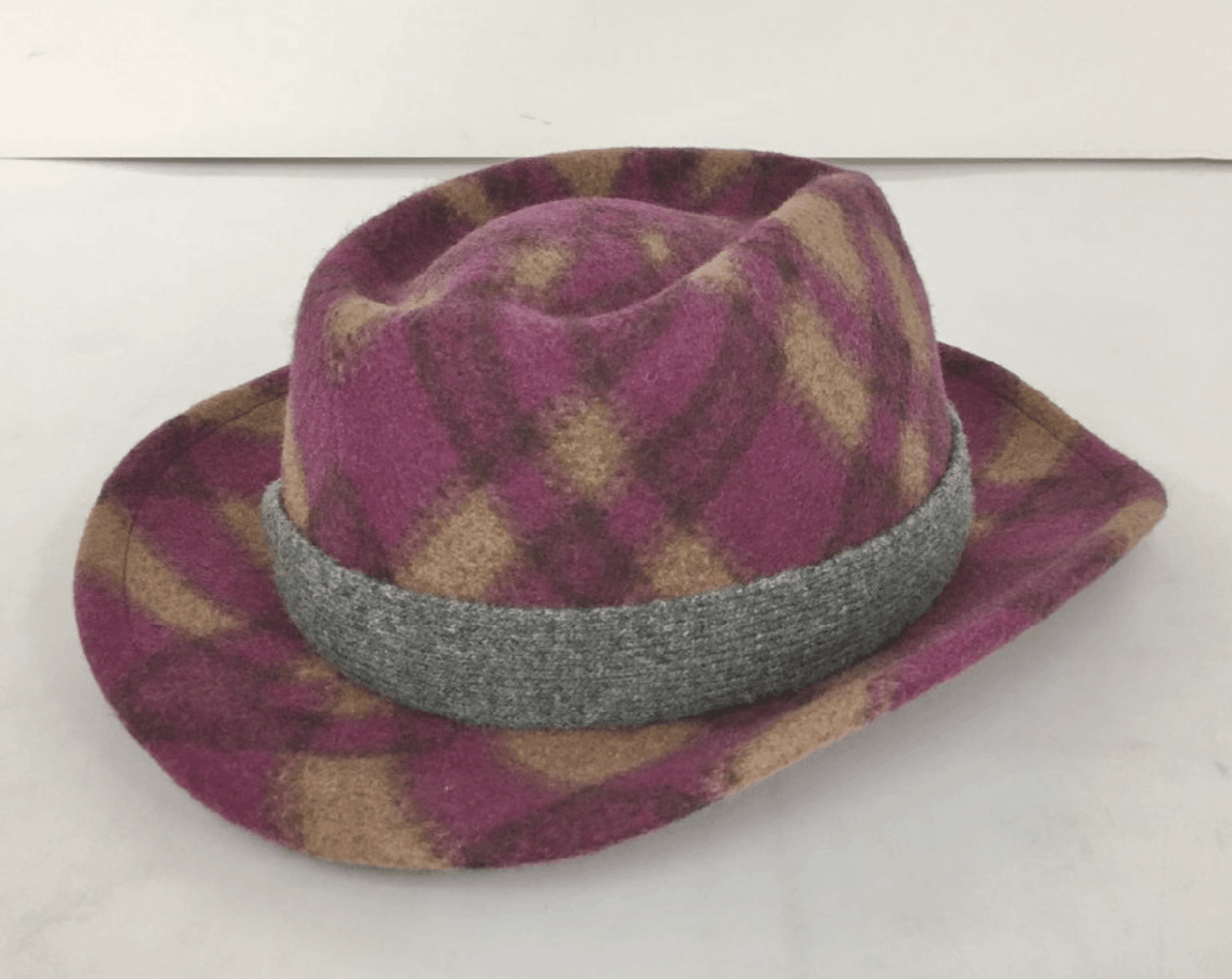 Vivienne Westwood Vivienne Westwood Very Rare classic hat Japan Size ONE SIZE - 2 Thumbnail