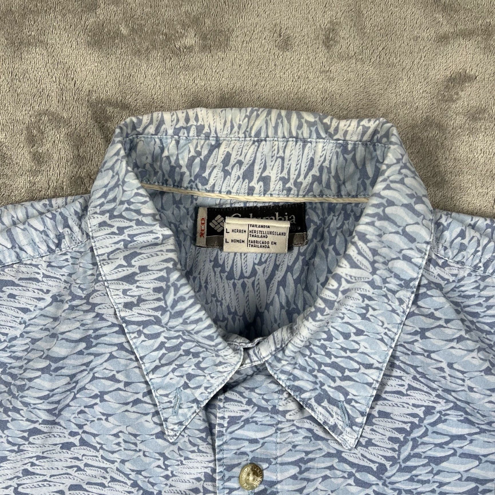 Vintage Columbia XCO Button Up Shirt Men’s Large Blue Fish All Over Print Casual Workwear Button-Down Collared Short Sleeve Pockets Cotton Vintage: No Size US L / EU 52-54 / 3 - 7 Thumbnail