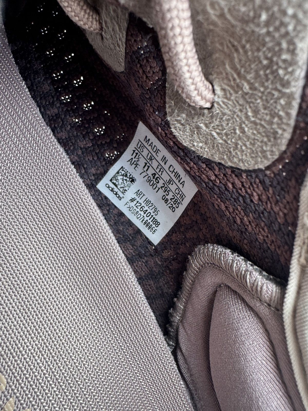Adidas × Yeezy Yeezy Boost 350 V2 Fade (11.5) Size US 11.5 / EU 44-45 - 8 Thumbnail