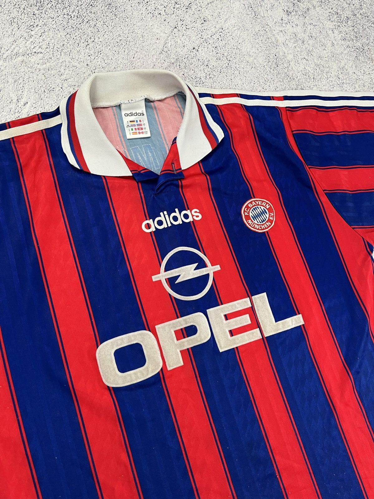 Adidas Vintage Adidas Bayern Munich 1995/96 Home Socer Jersey Rare Size US L / EU 52-54 / 3 - 4 Thumbnail