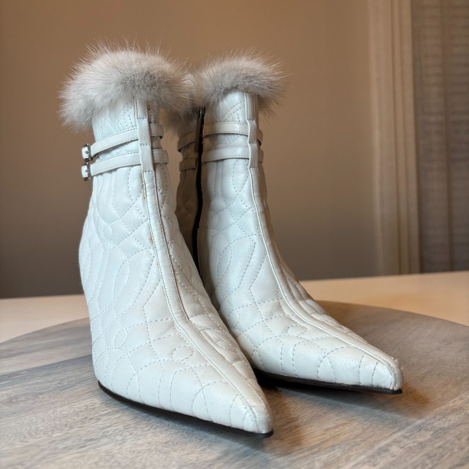 Donald Pliner Donald Pliner White Quilted Leather Rusha Booties Size 6 M Size US 6 / IT 36 - 5 Thumbnail