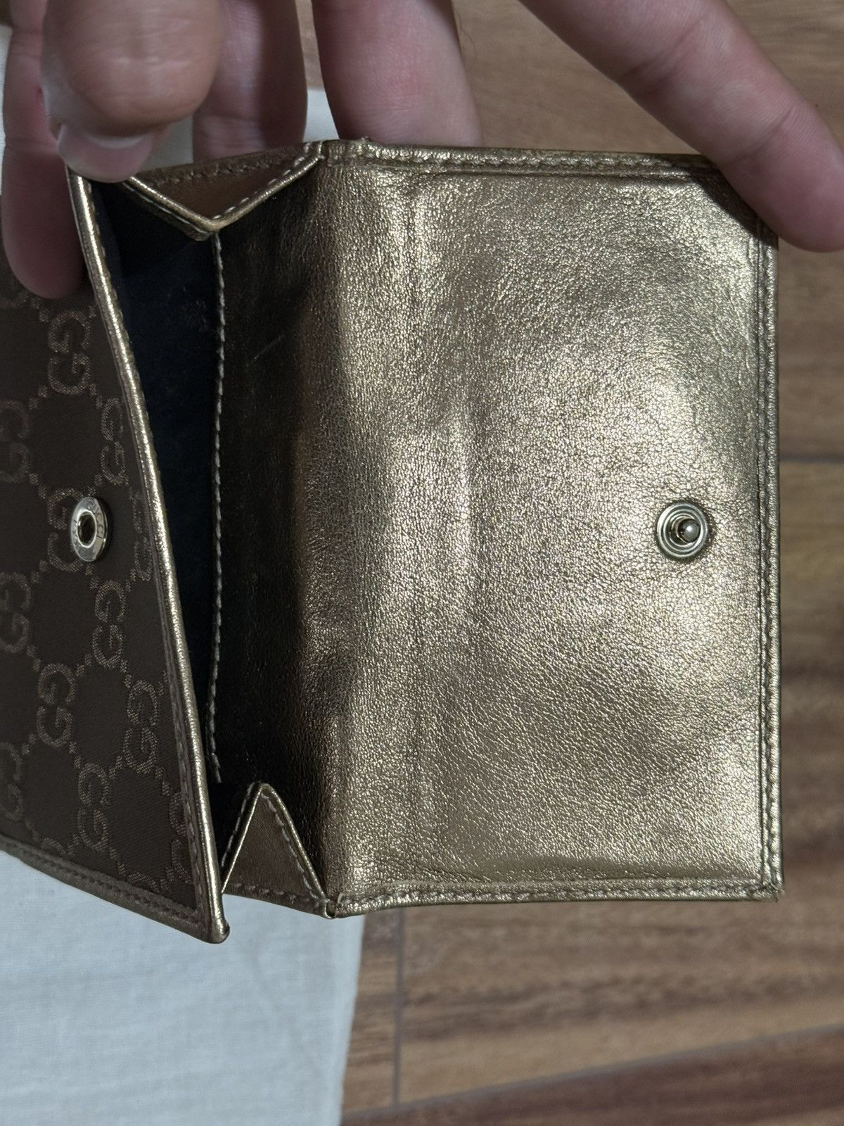 Gucci Gucci Bow Compact Wallet – GG Canvas / Gold Leather Size ONE SIZE - 4 Thumbnail