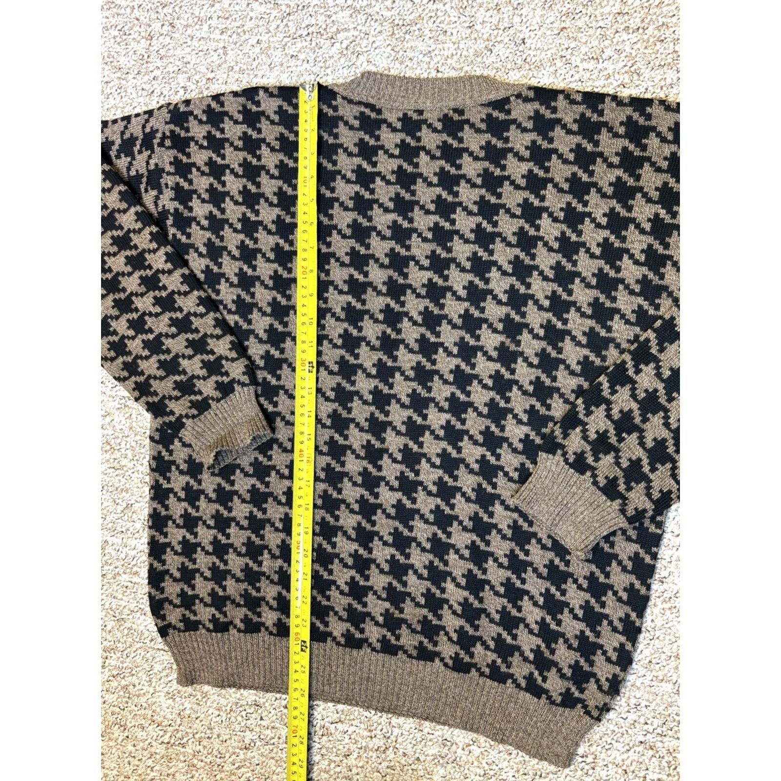 Vintage VINTAGE Metropolitan View Sweater Mens L Brown & Black Wool Blend Geometric Italy Made Men Size US L / EU 52-54 / 3 - 5 Thumbnail