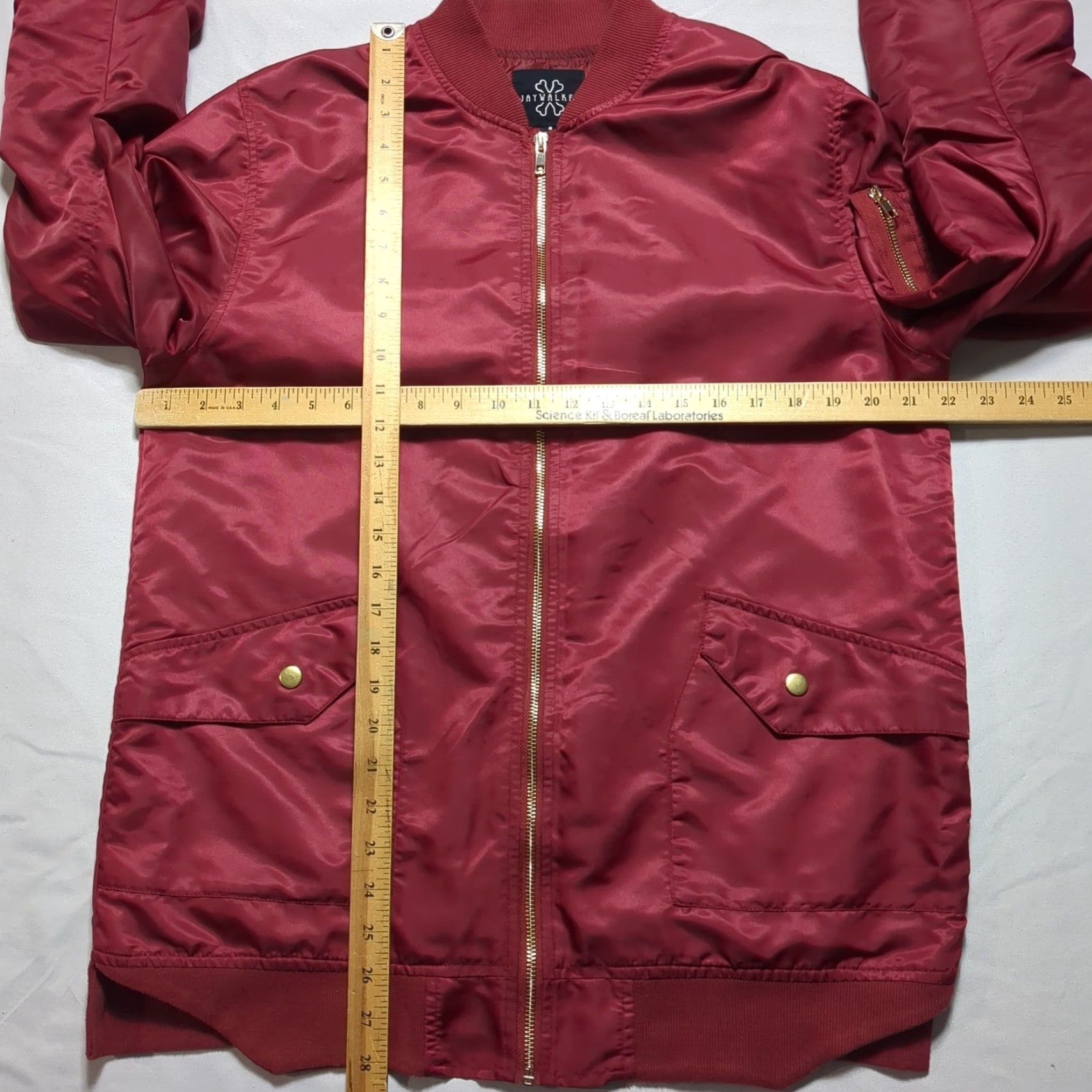 Vintage Jaywalker Bomber Jacket Ruched Sleeve Burgundy Gold Trim Nylon Men Medium Size US M / EU 48-50 / 2 - 6 Thumbnail