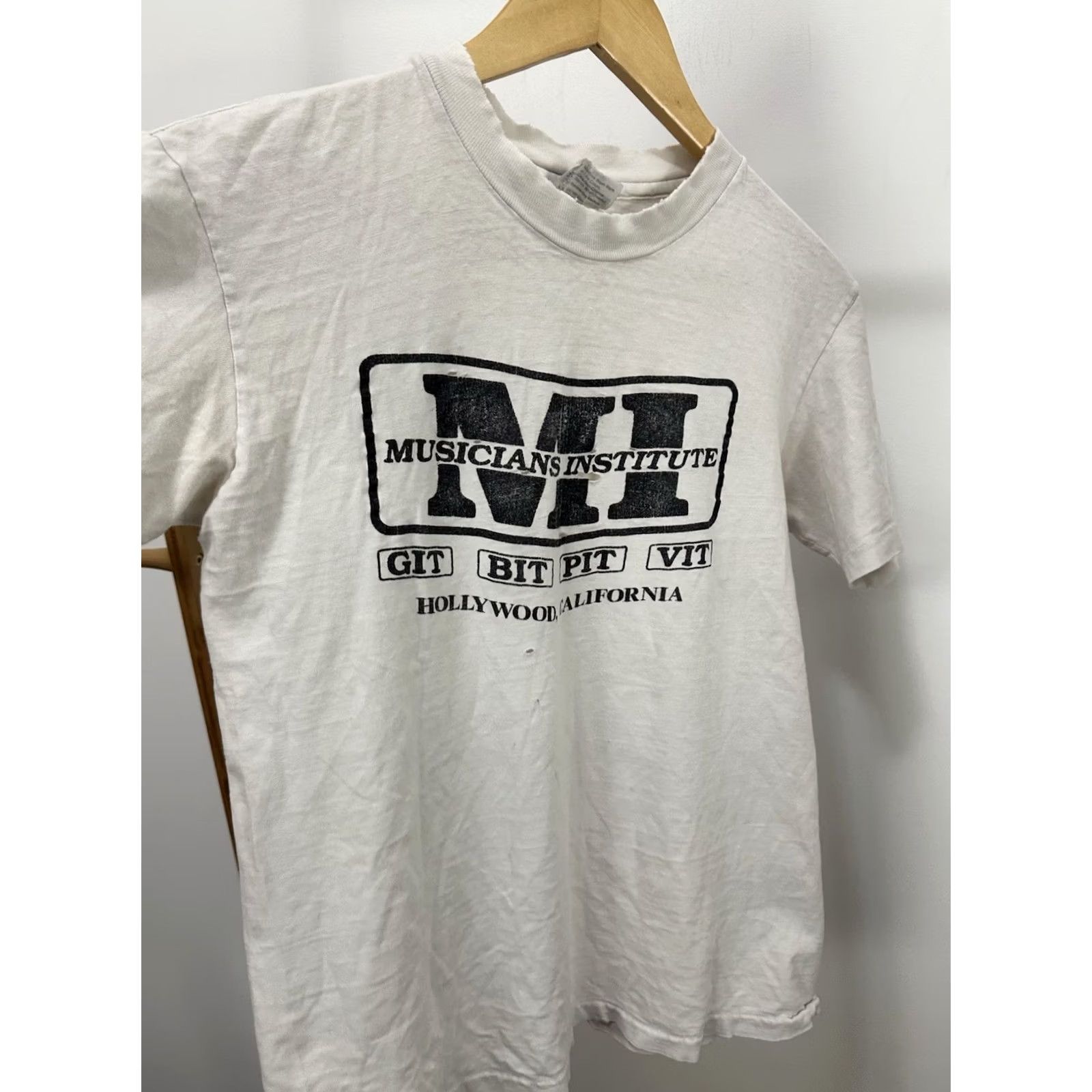 Hanes VTG 80s Hollywood Musicians Institute Hanes Beefy-T Shirt M White Mens Short Sleeve Cotton Thrashed Distressed Grunge Music Decade 80s Size US M / EU 48-50 / 2 - 5 Thumbnail