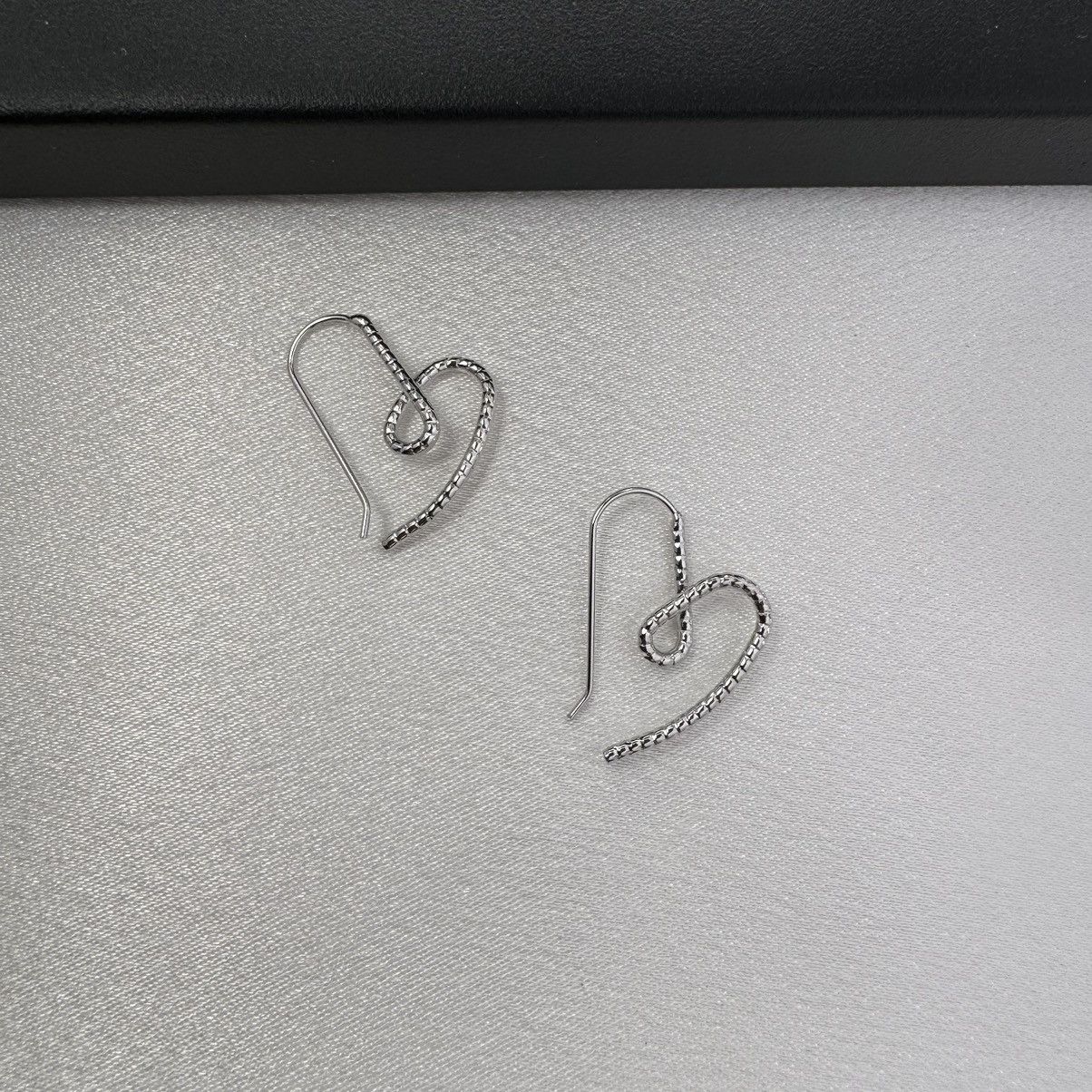 Designer Love Heart Stud Earrings for Women Size ONE SIZE - 2 Thumbnail