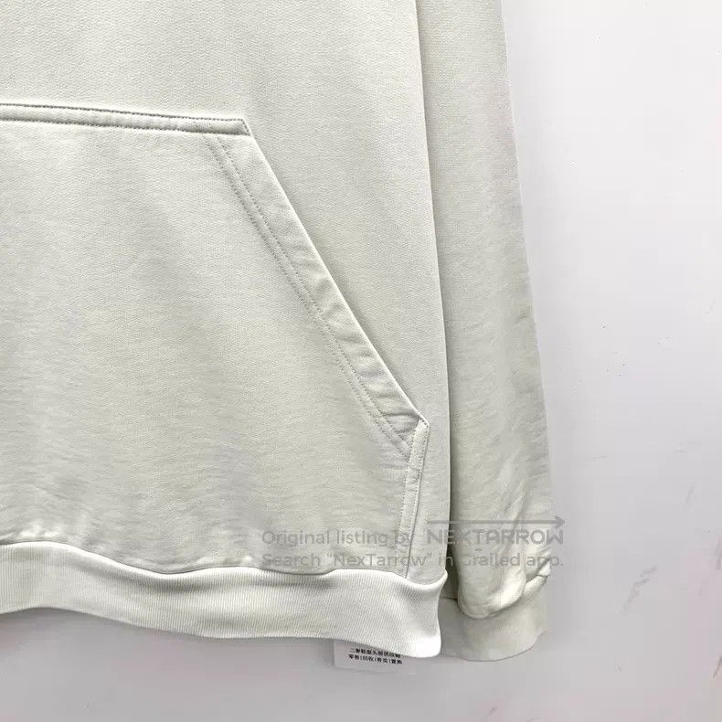 Balenciaga Balenciaga Ivory White Logo Letter Embroidered Cotton Hood Size US L / EU 52-54 / 3 - 4 Thumbnail
