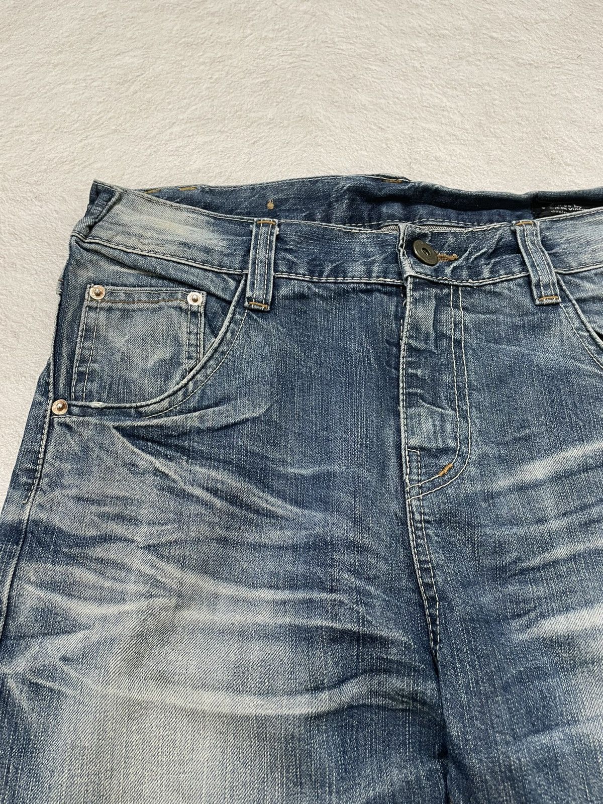 Japanese Brand 2000s Slack Rare Faded Denim Blue Jeans Stonewash Y2K Japan Size US 31 - 5 Thumbnail
