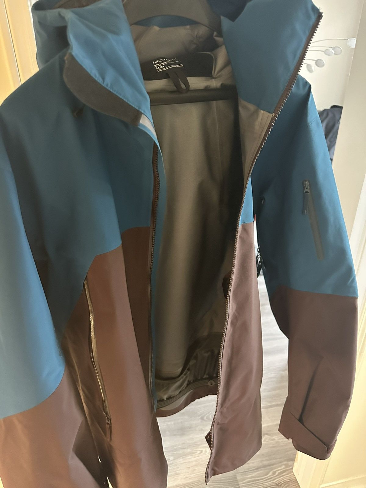 Arc'teryx Rush Jacket - Magician (M) Brand new ultra rare Size US M / EU 48-50 / 2 - 4 Thumbnail
