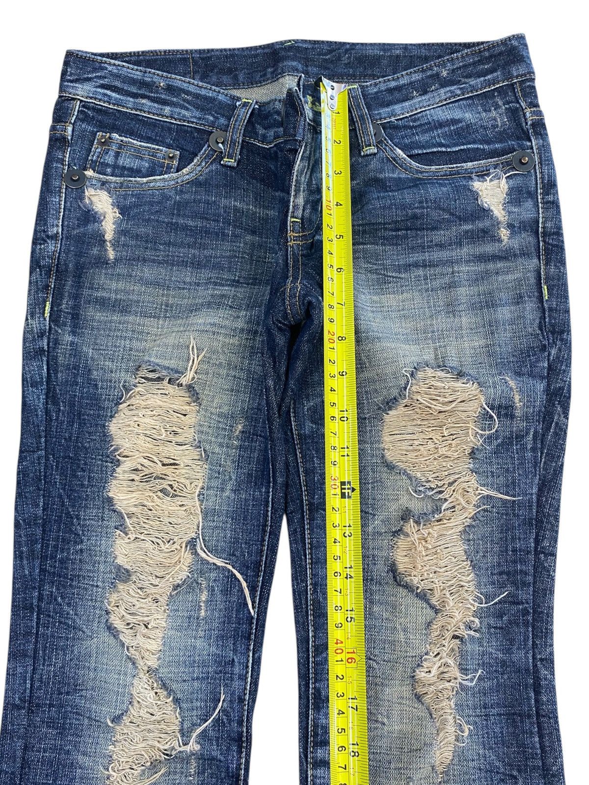 Japanese Brand Japanese Brand Distressed Ripped Style Flare Jeans Size US 29 - 6 Thumbnail