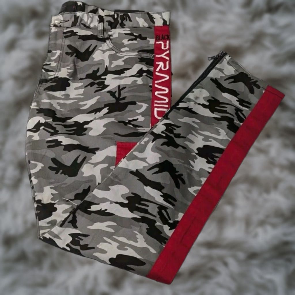 Black Pyramid | Grailed