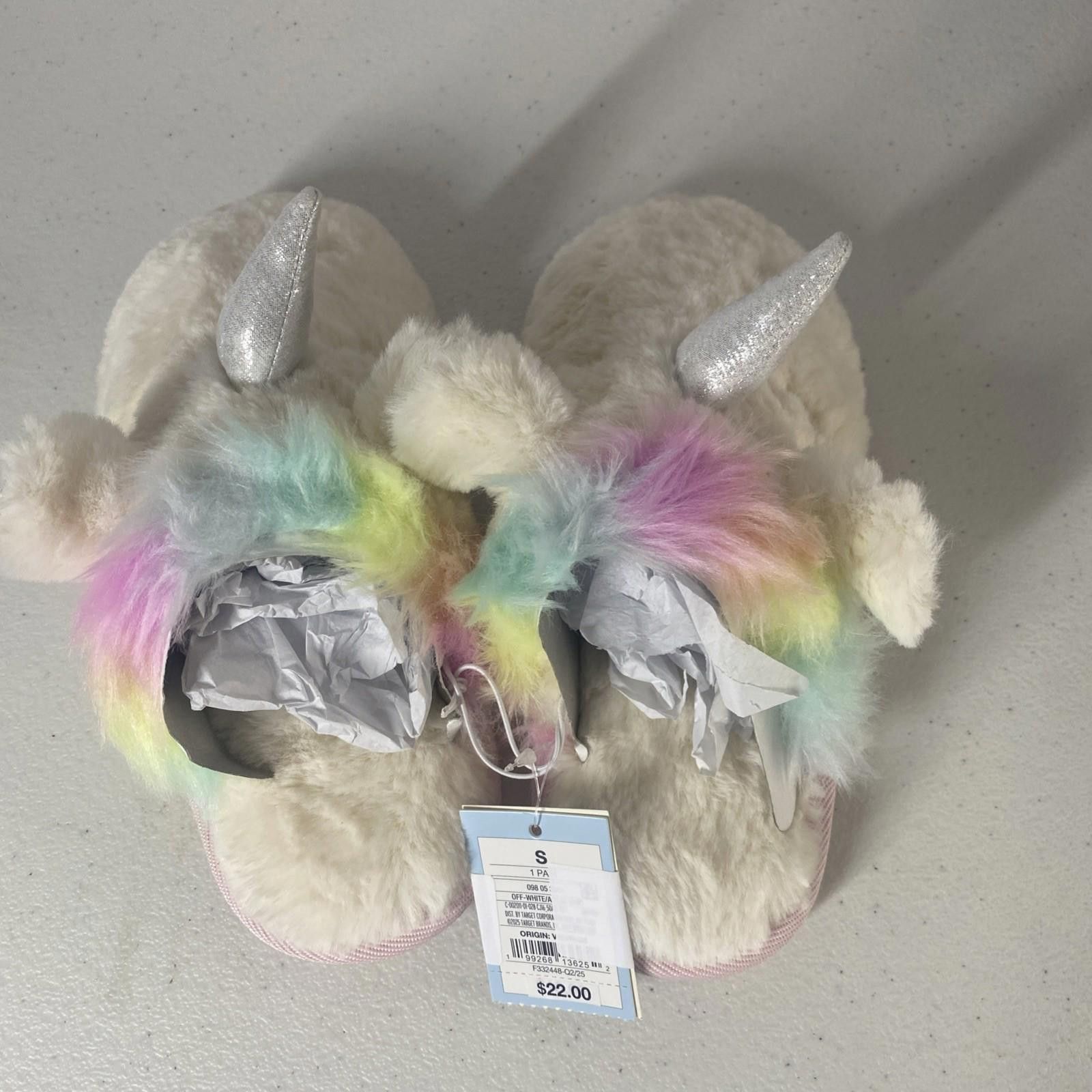 Other Target Girls Unicorn Slippers A 13/1 [COPY] Size US 12 / IT 42 - 2 Thumbnail