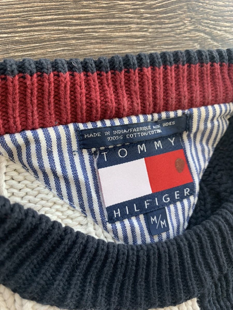 Tommy Hilfiger Tommy Hillfigure Sweater in Festive Colors Size US M / EU 48-50 / 2 - 2 Thumbnail