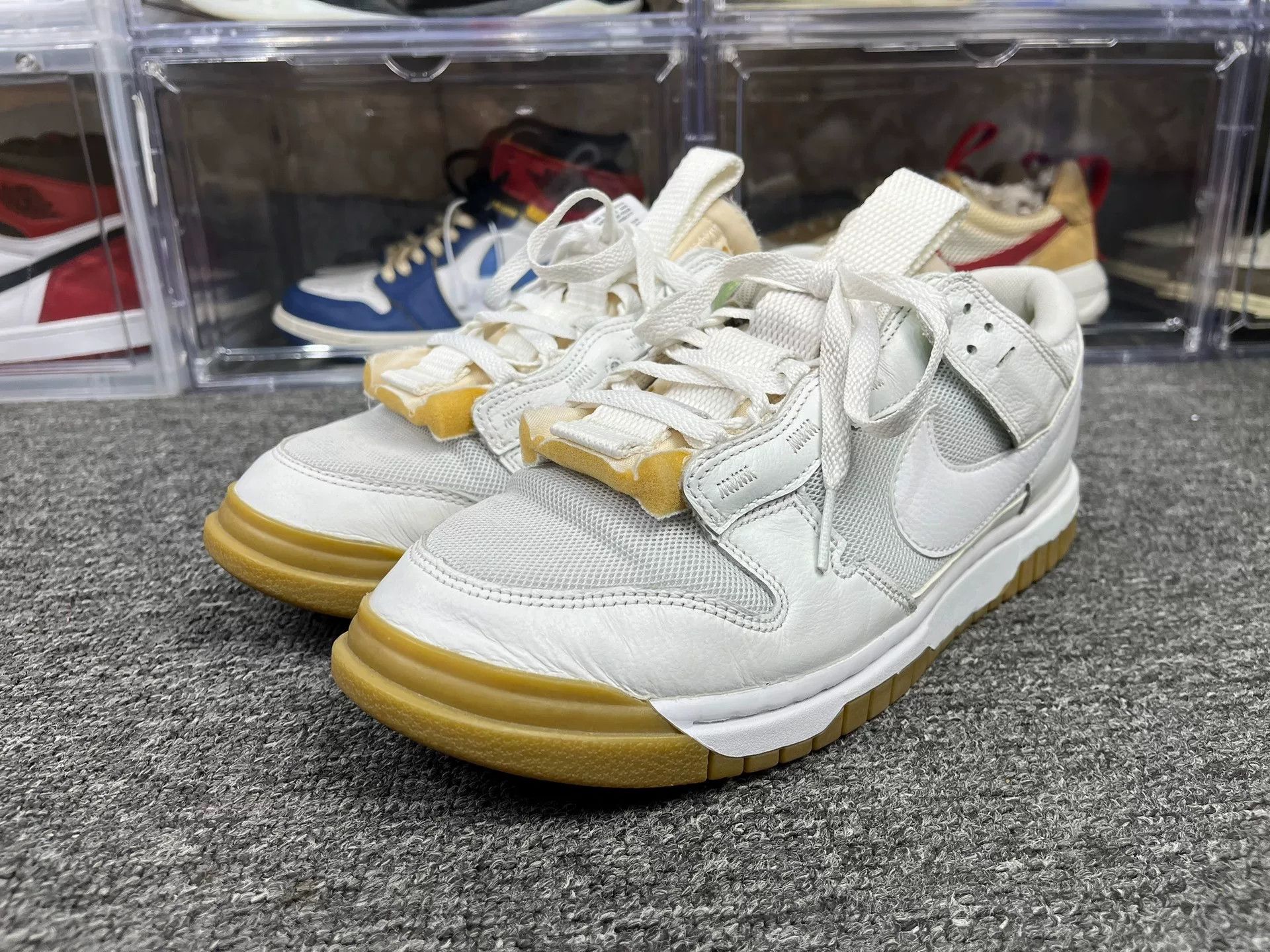 Nike Nike DUNK White Lowtop Sneakers 10 Men Size US 10 / EU 43 - 1 Thumbnail