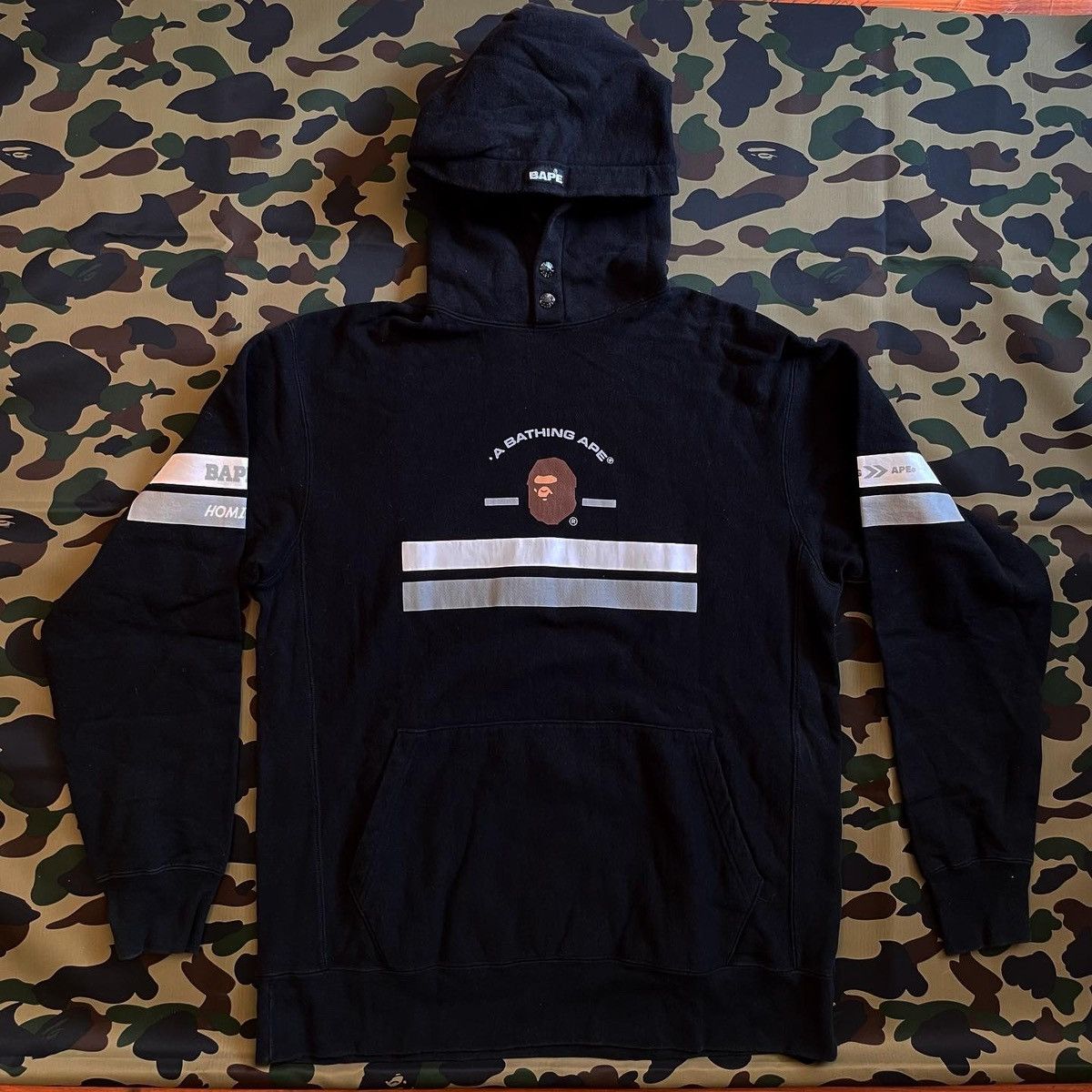 Bape × Vintage BAPE PULLOVER HOODIE Size US L / EU 52-54 / 3 - 1 Thumbnail