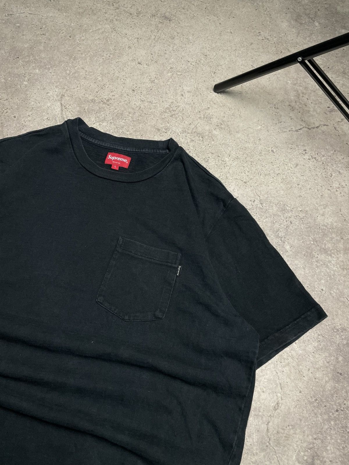 Supreme Supreme t shirt Size US L / EU 52-54 / 3 - 2 Thumbnail