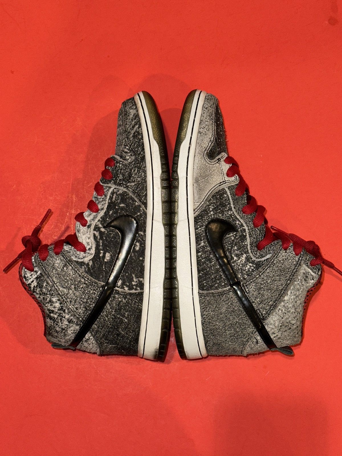 Nike SB Nike 2014 Dunk High Premium SB Salt Stain Sneaker 313171 024 Size US 7.5 / EU 40-41 - 3 Thumbnail