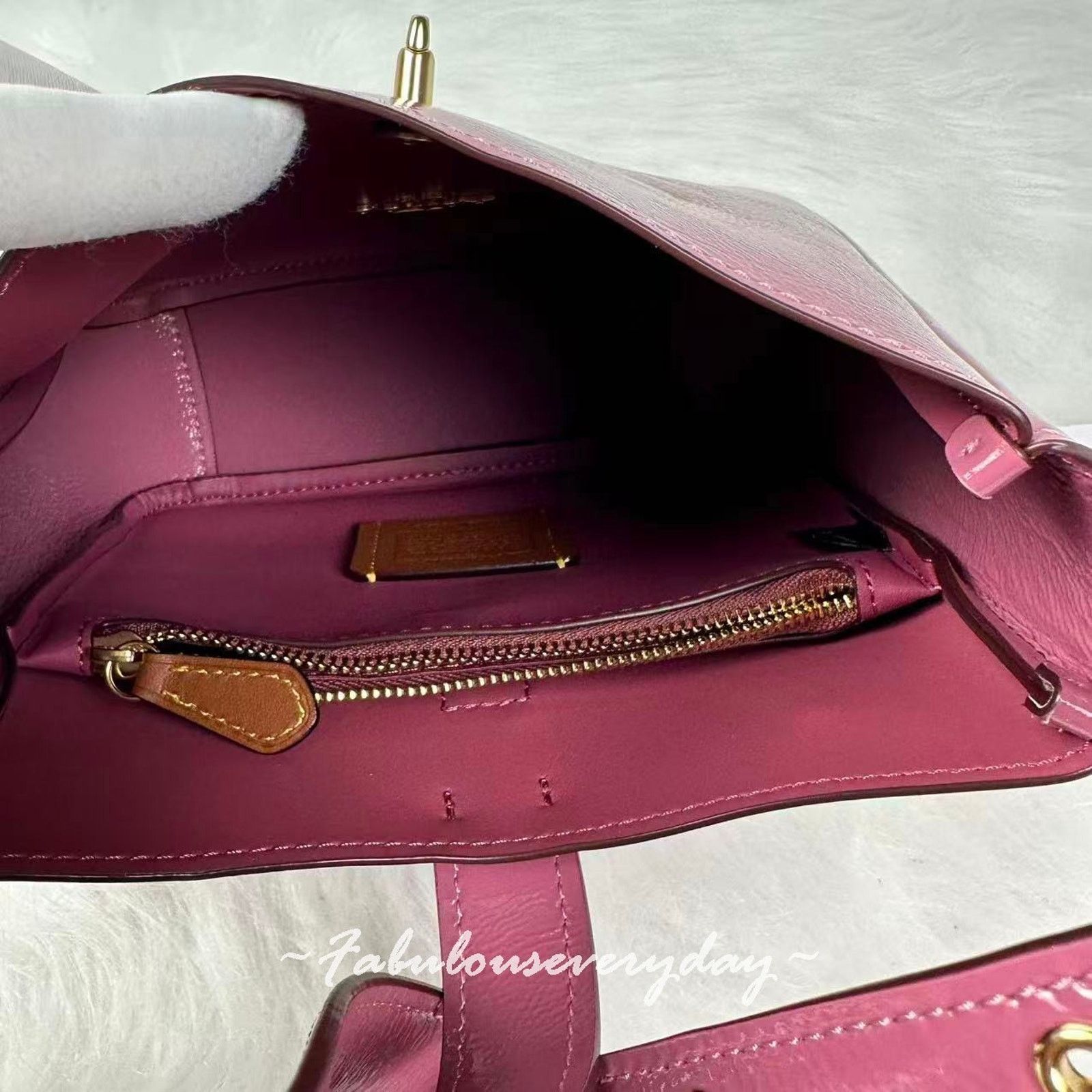 Coach COACH Hadley Mini Crossbody Bag Shoulder Leather/Gold/Azelia Size ONE SIZE - 8 Thumbnail