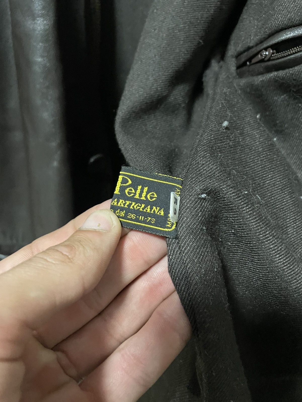 Vera Pelle × Vintage Vintage 90s Italian Vera Pelle Leather Jacket Old Money Euro Size US L / EU 52-54 / 3 - 22 Thumbnail