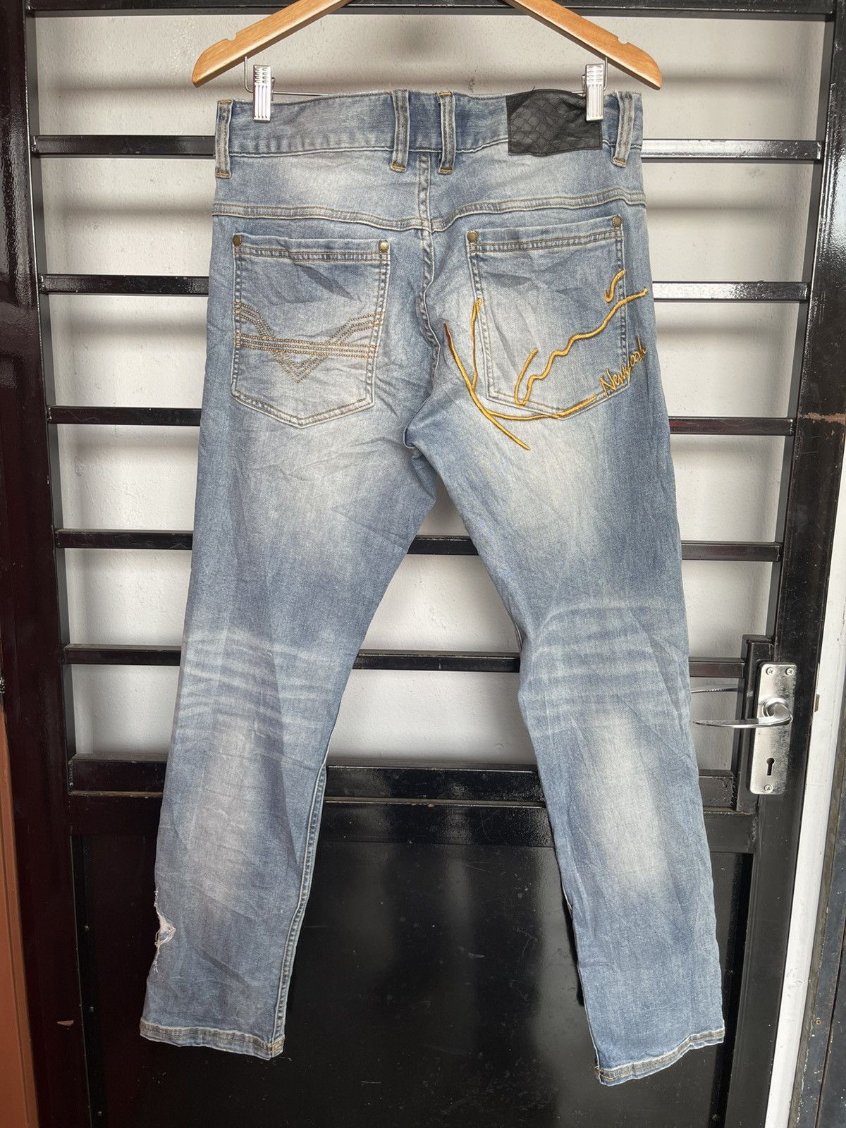 Karl Kani Distressed Repaired Karl Kani Jeans Size US 32 / EU 48 - 1 Thumbnail