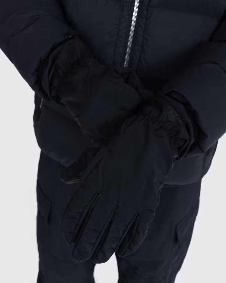 Stone Island Brand New Stone Island Nylon Metal Gloves Black Size XL Size ONE SIZE - 12 Thumbnail