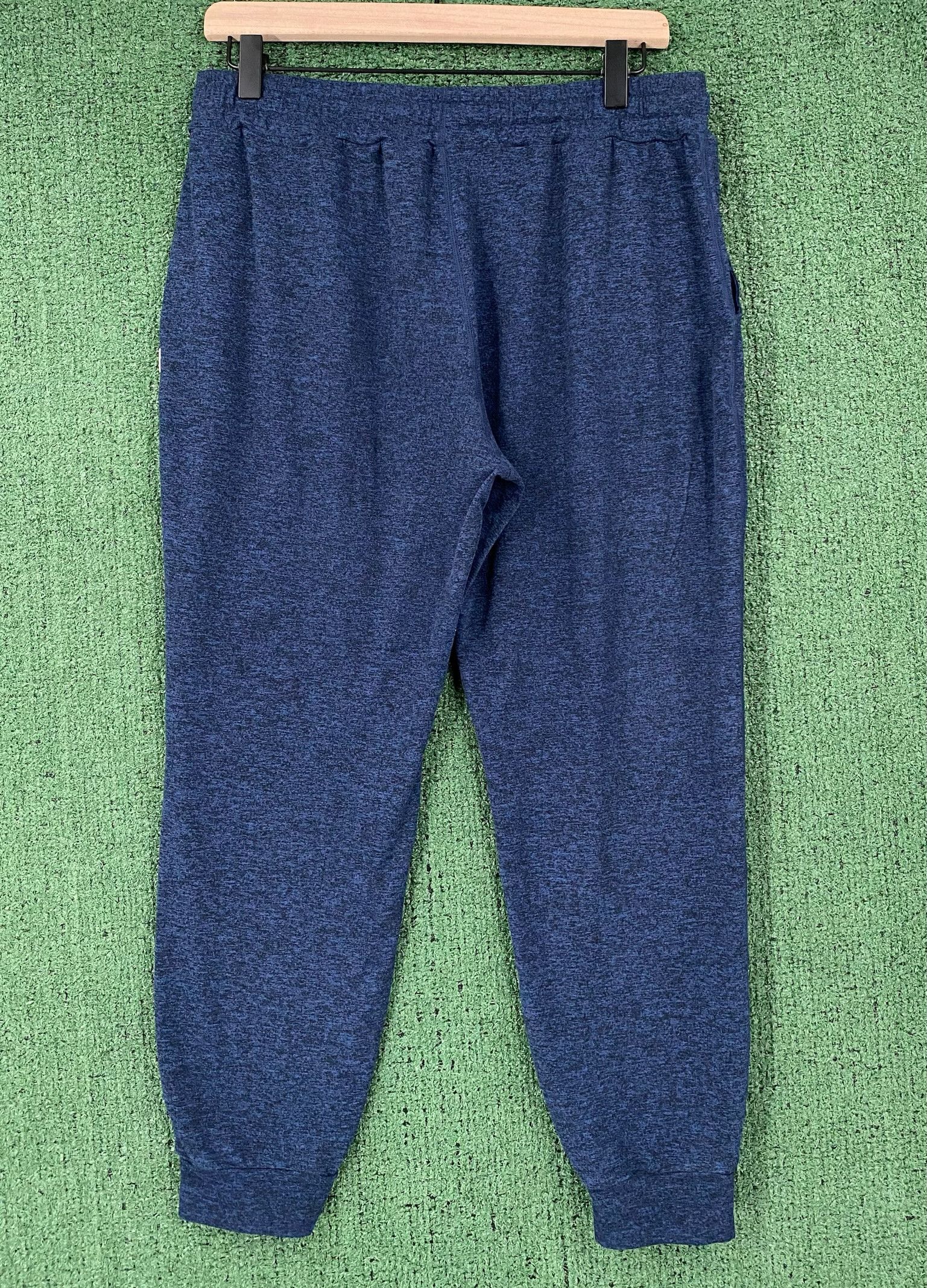 Vuori Vuori Performance Dreamknit Jogger Navy Heather Medium Size 32" / US 10 / IT 46 - 5 Thumbnail