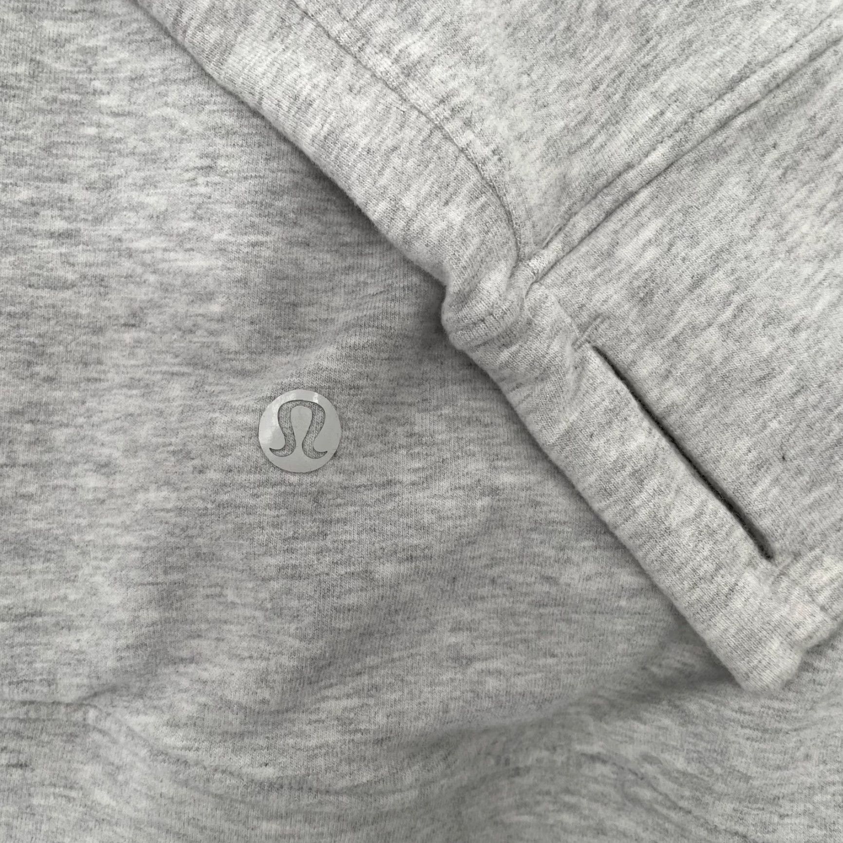 Lululemon Lululemon Sweatshirt Pullover Womens 2 Gray Turtleneck Pockets Logo University College School Sports Size XS / US 0-2 / IT 36-38 - 6 Thumbnail