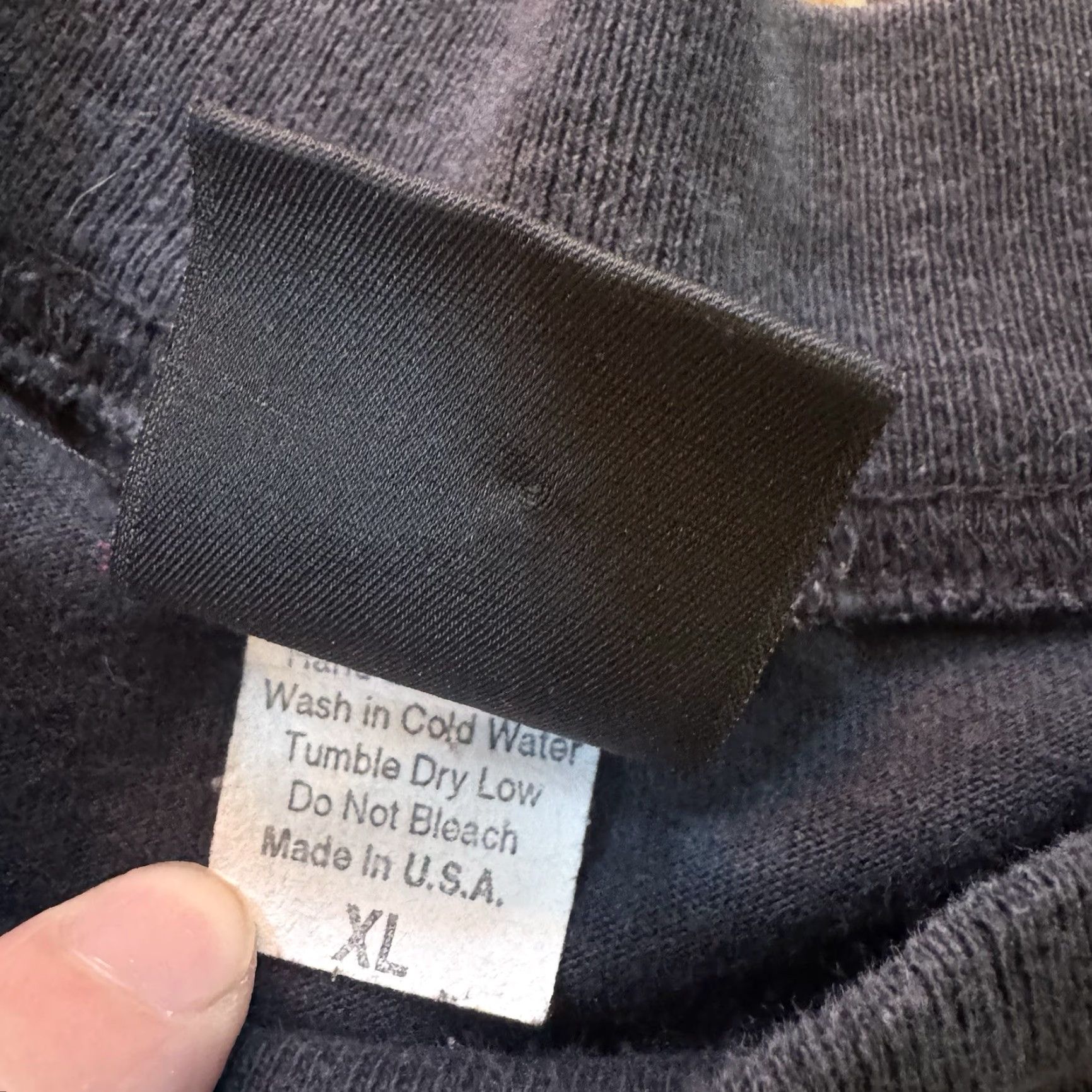 Vintage Vintage 90s Orgy Embroidered Giant Tag Band Black T-Shirt Size XL User: Vintage 90s Orgy Embroidered Giant Tag Band Black T-Shirt Size XL Size US XL / EU 56 / 4 - 5 Thumbnail