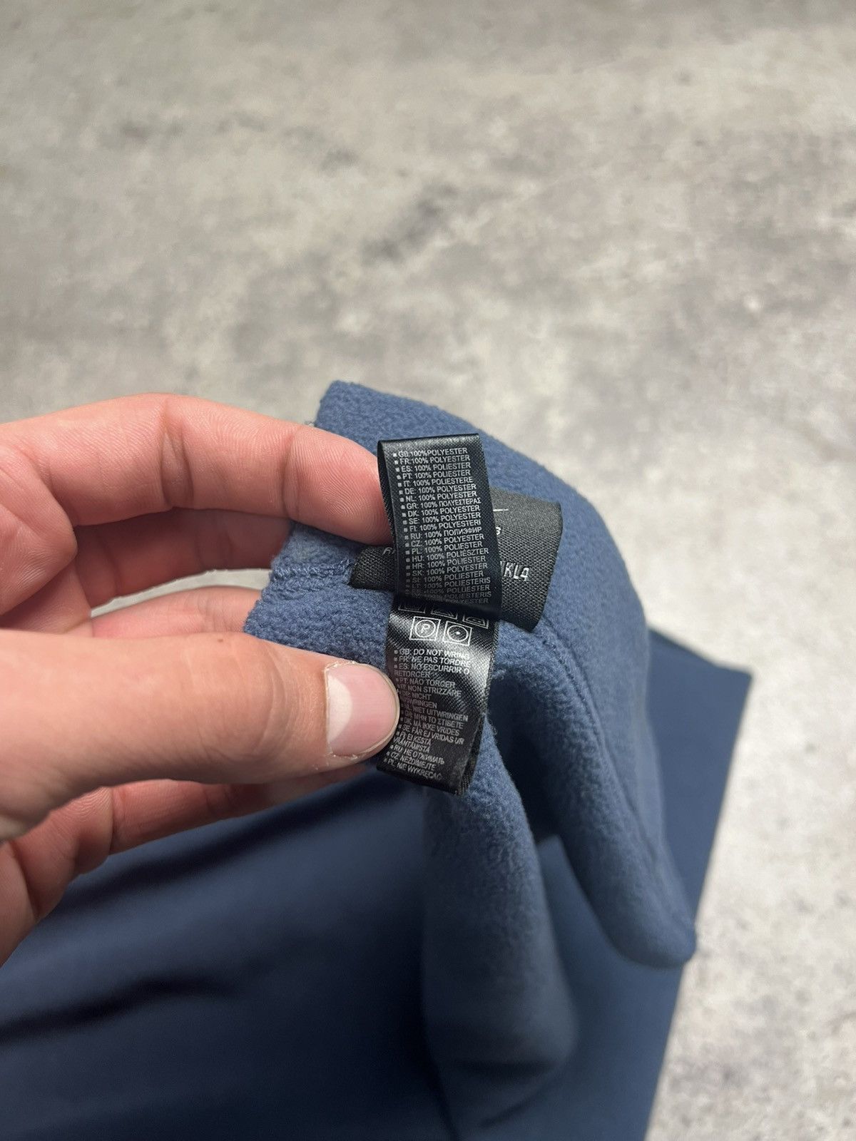 Nike Vintage Nike Scarf 90s Size ONE SIZE - 7 Thumbnail