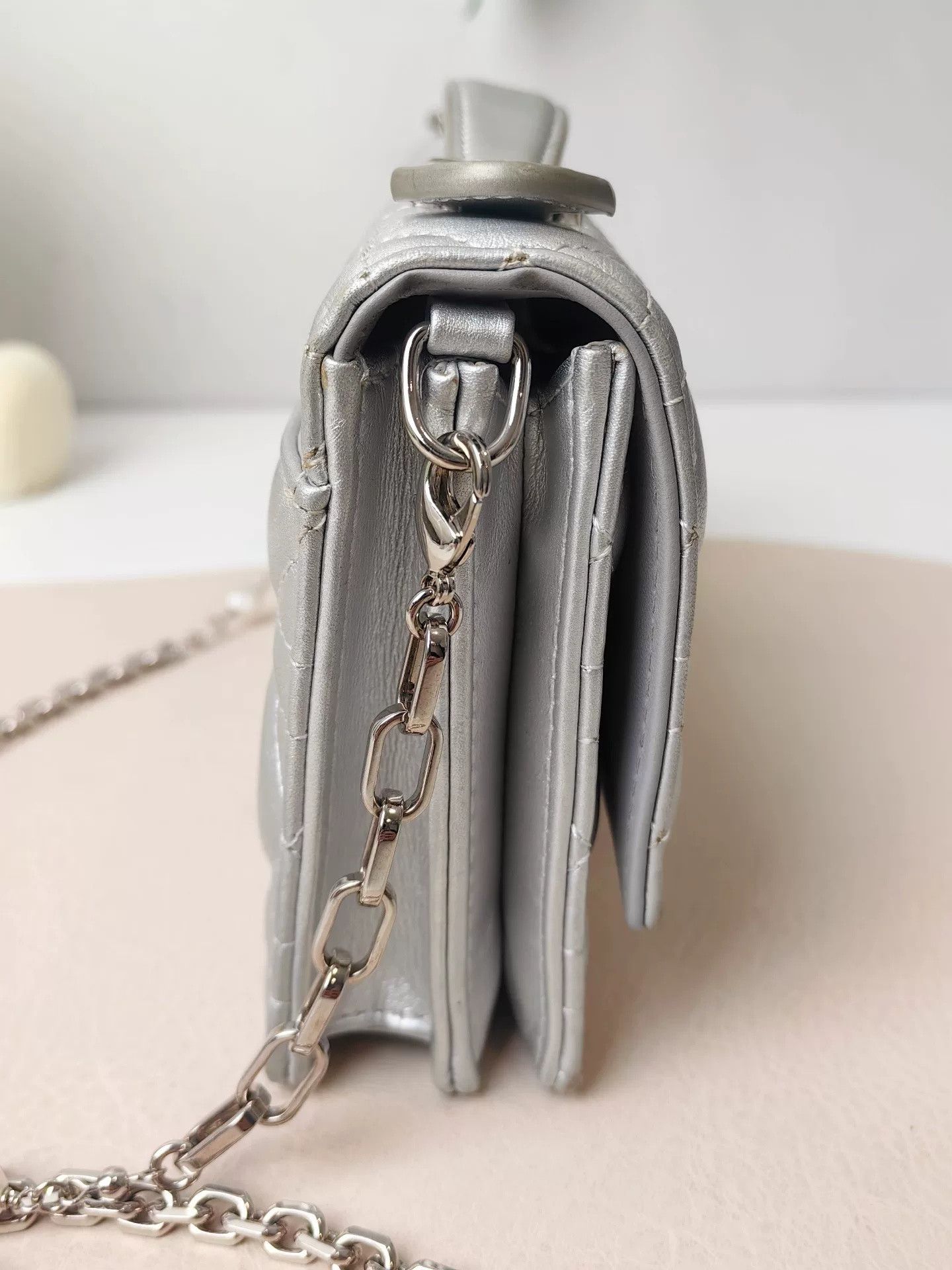 Dior Dior Mini Silver Pearl Chain Handbag Size ONE SIZE - 4 Thumbnail