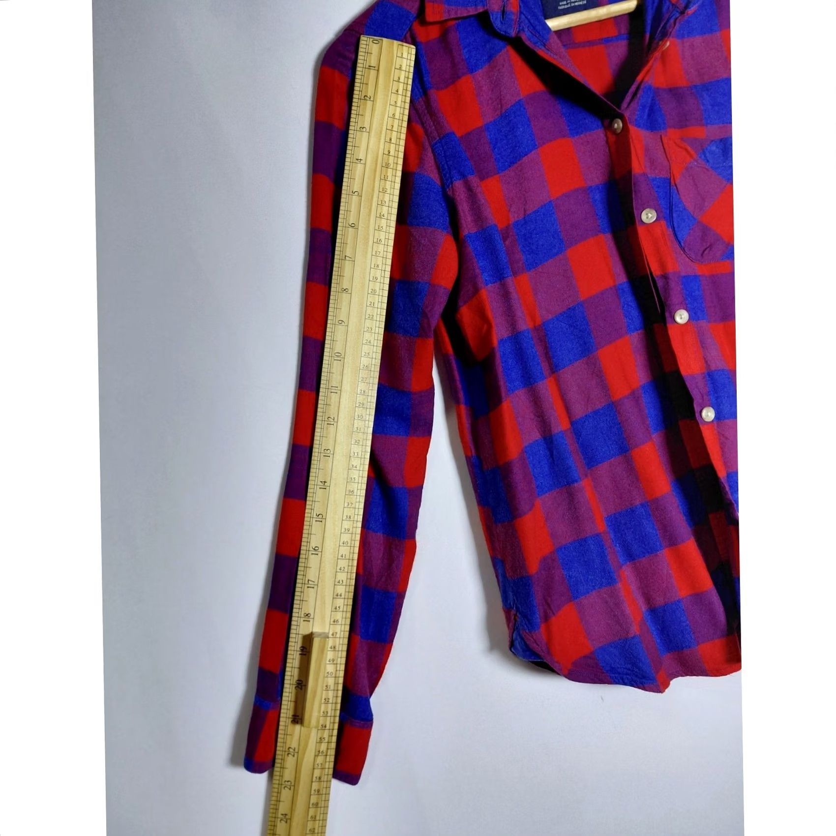 American Eagle Outfitters American Eagle Outfitters Shirt Red Blue Long Sleeve Button-Up Size M Plaid Size US M / EU 48-50 / 2 - 4 Thumbnail