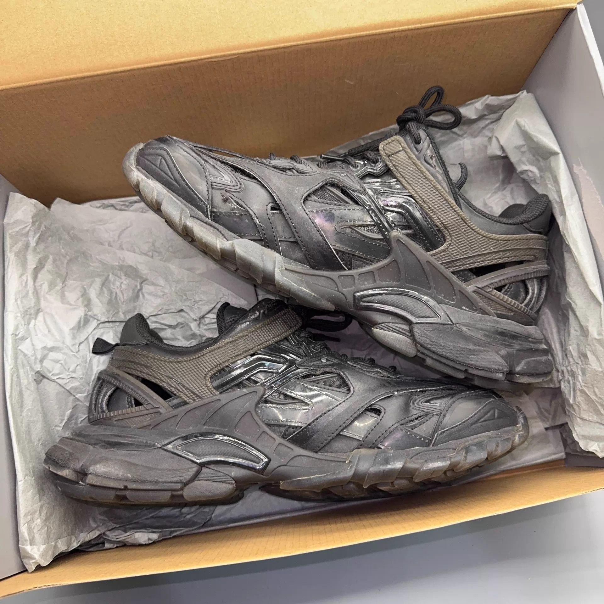 Balenciaga Balenciaga Track 2.0 Clear Sole Graphite Black Size 42 Size US 9 / EU 42 - 6 Thumbnail