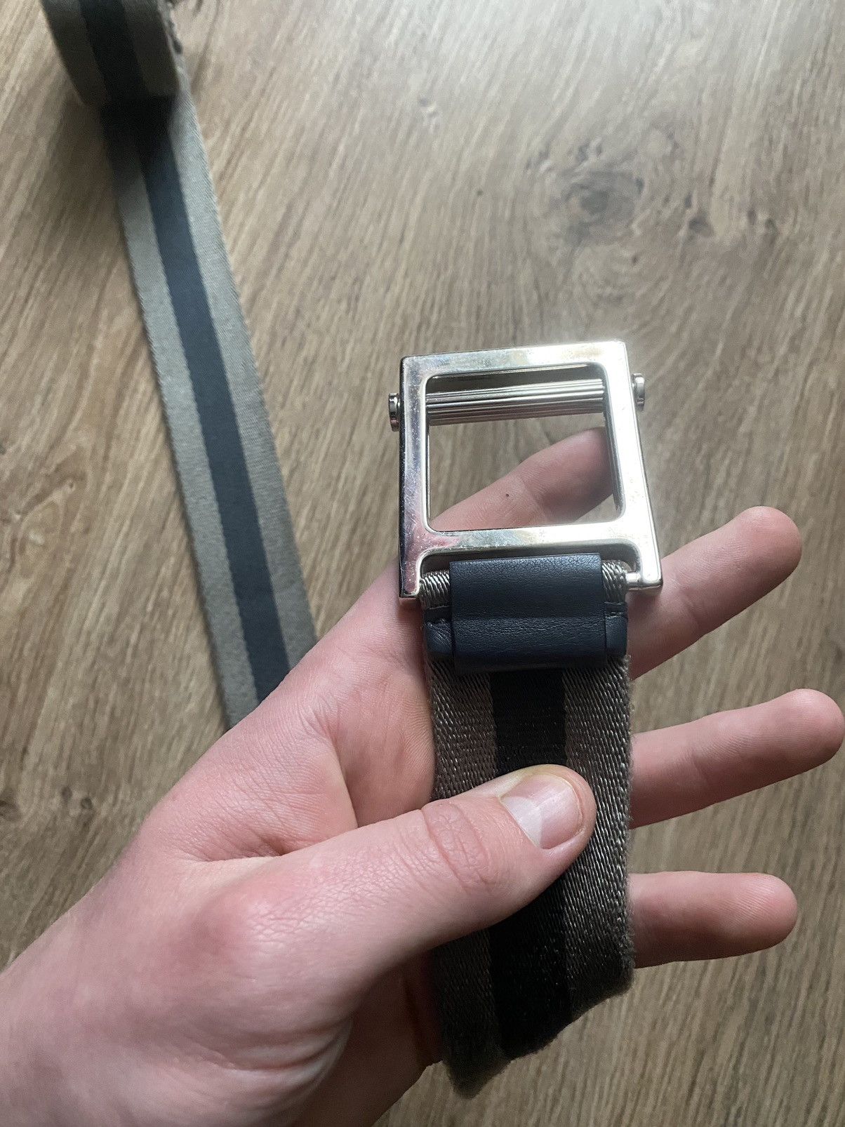 Gucci × Vintage Gucci Gray & Black leather Striped Buckle knitted Belt Size ONE SIZE - 7 Thumbnail