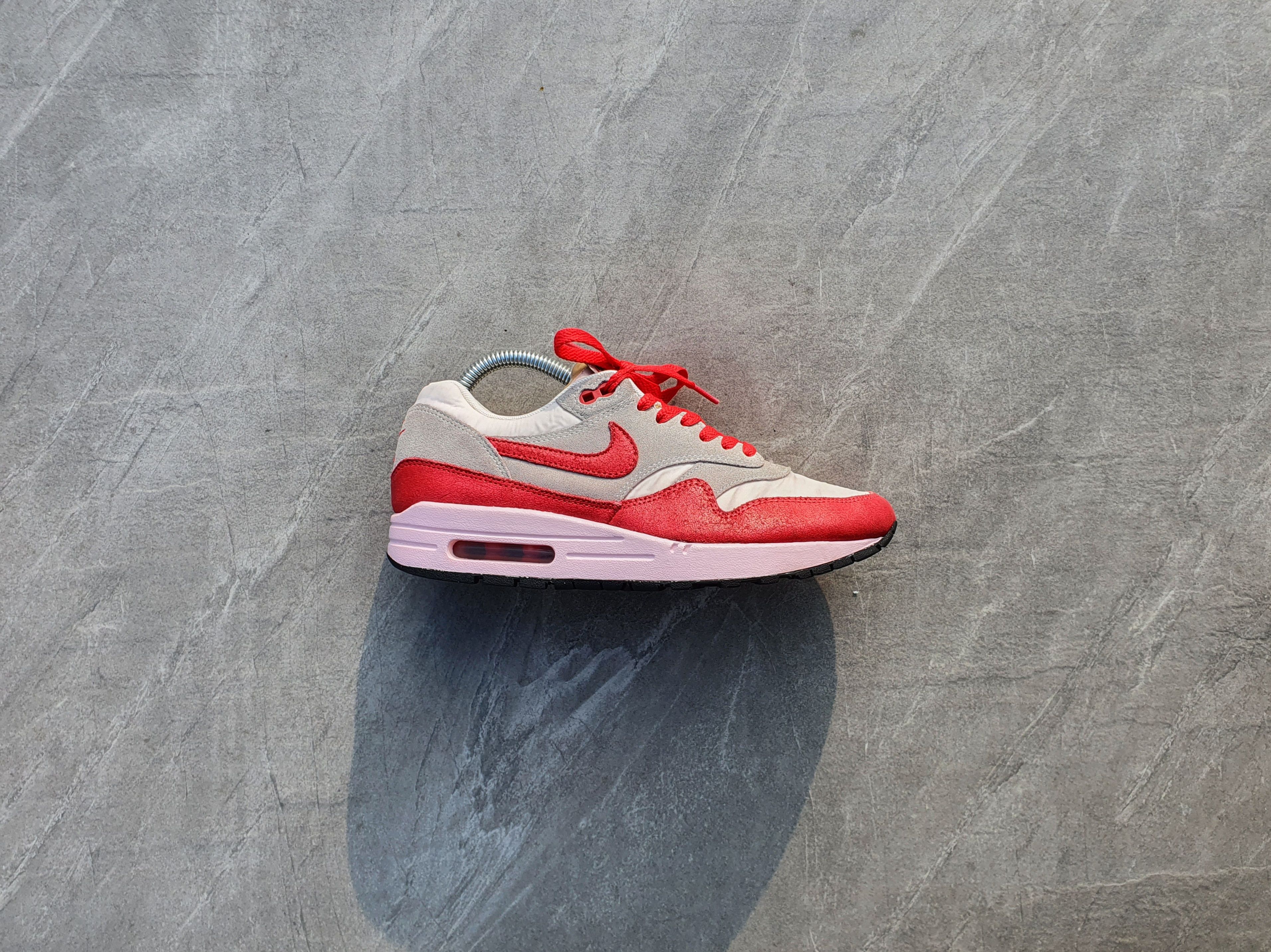 Nike 2012 Nike Air Max 1 Vintage OG Habanero Red Pink Hello Kitty Size US 9 / IT 39 - 1 Thumbnail