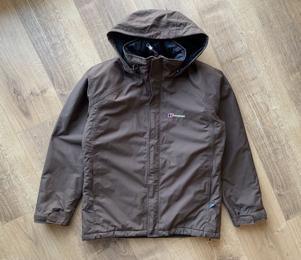The North Face Vintage Berghaus brown AQ2 jacket Size M / US 6-8 / IT 42-44 - 1 Thumbnail