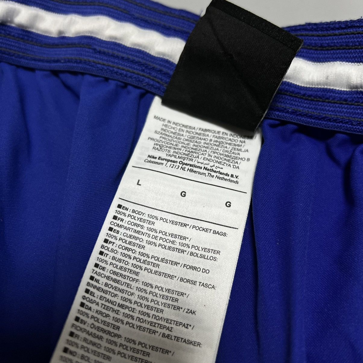 Chelsea Soccer × Nike Nike Chelsea Shorts Size US 34 / EU 50 - 9 Thumbnail