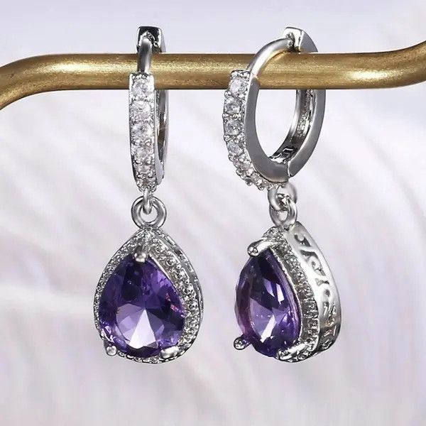 Other Women's Amethyst Purple Gemstone Teardrop Dangle Earrings Size ONE SIZE - 1 Thumbnail