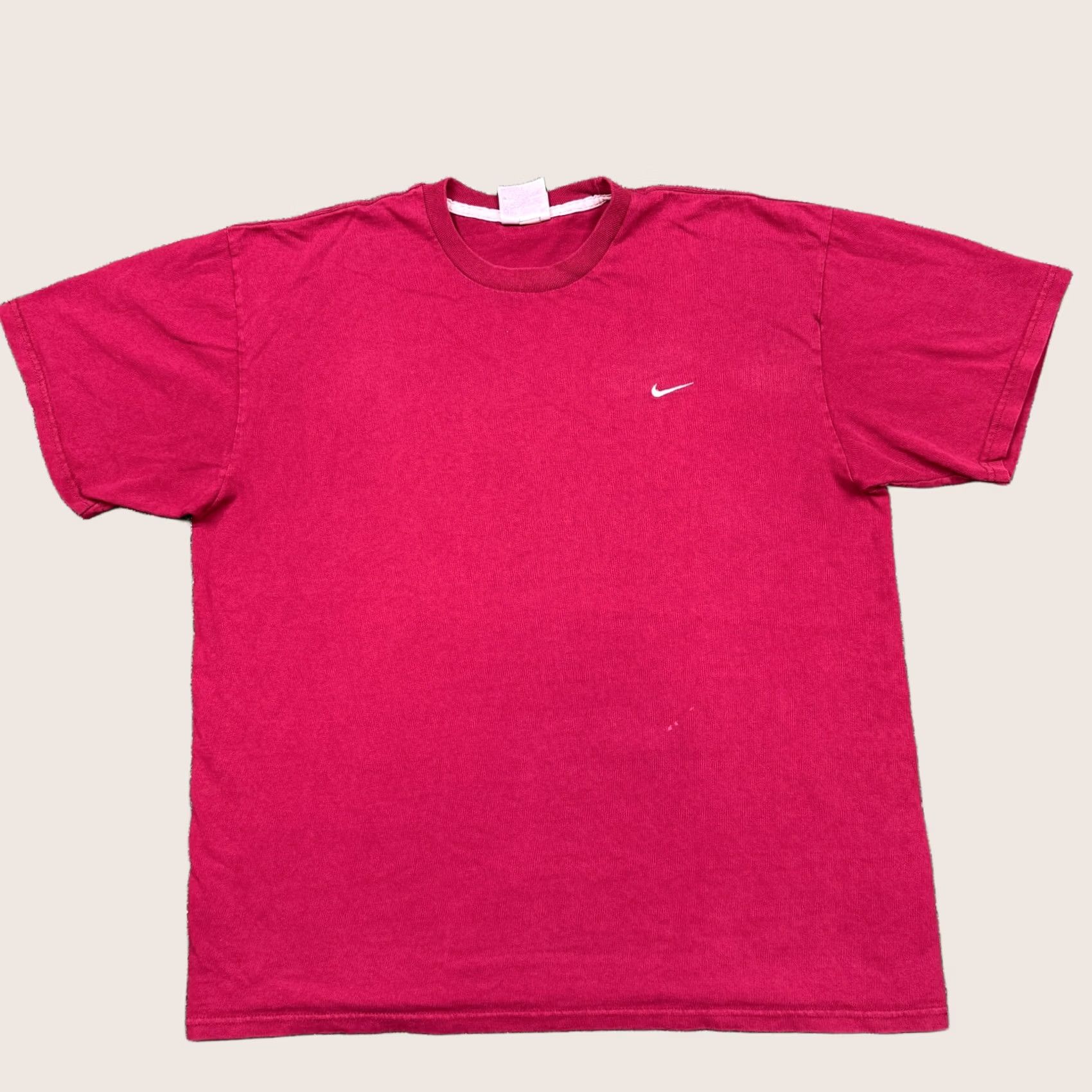 Nike VINTAGE Nike Shirt Men XL Red Burgundy Short Sleeve Big Swoosh Logo Size US XL / EU 56 / 4 - 1 Thumbnail