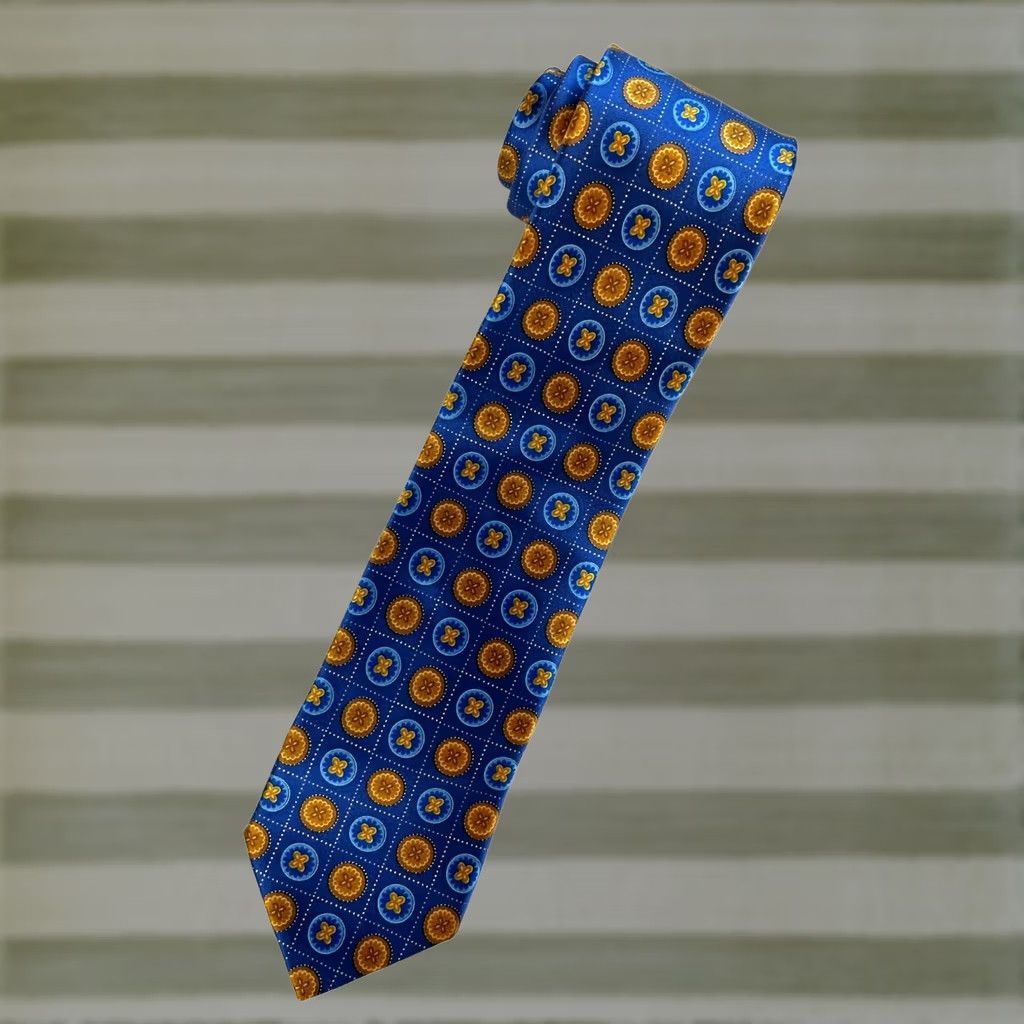 Ermenegildo Zegna VINTAGE Ermenegildo Zegna Luxury Silk Tie Disegno Esclusivo Made in Italy Blue Geometric 100% Silk 59.25" 3 3/8" Men Tie Size ONE SIZE - 1 Thumbnail