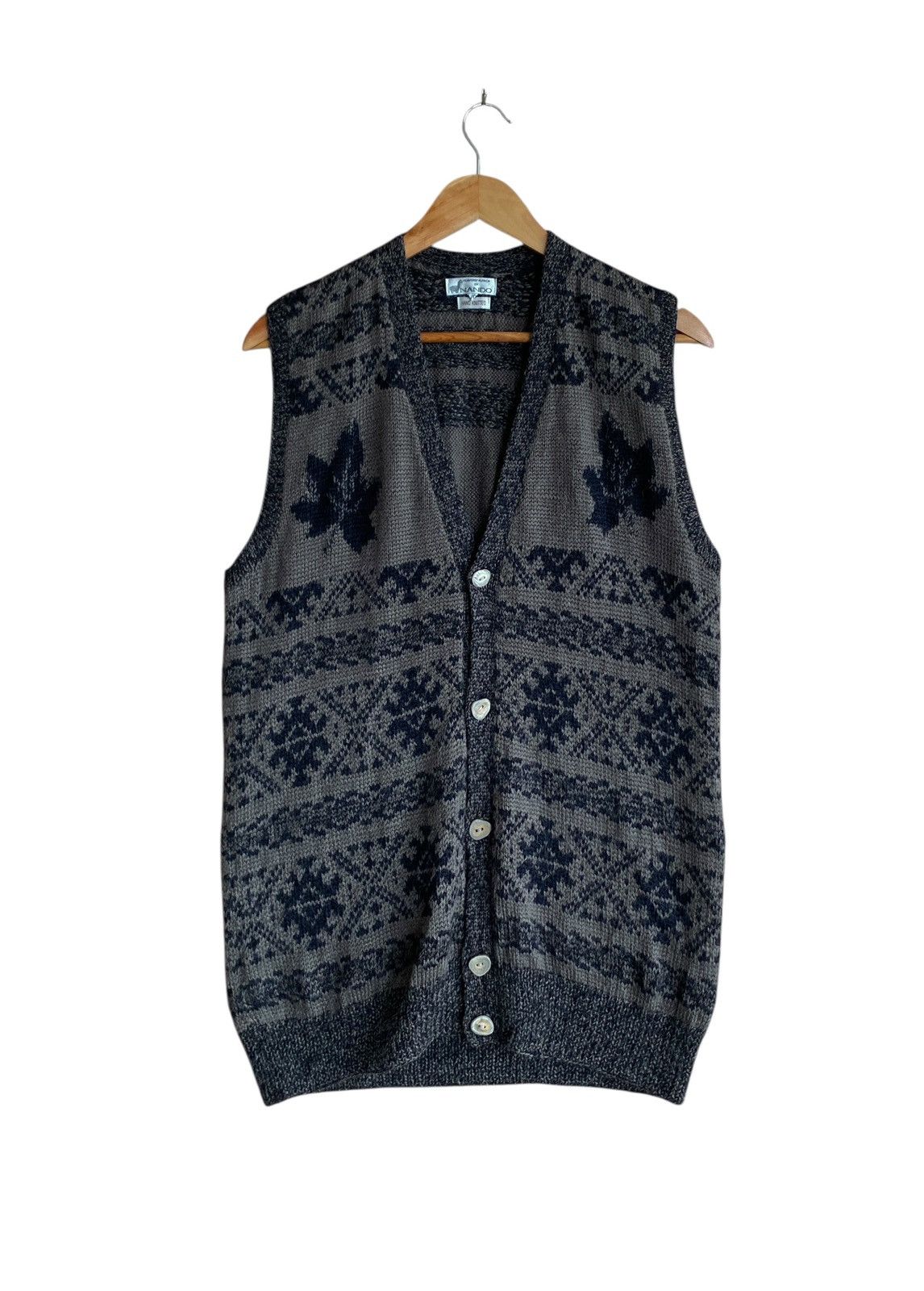 Vintage Japanese Brand Nando Hand Knitwear Vests 1990s
