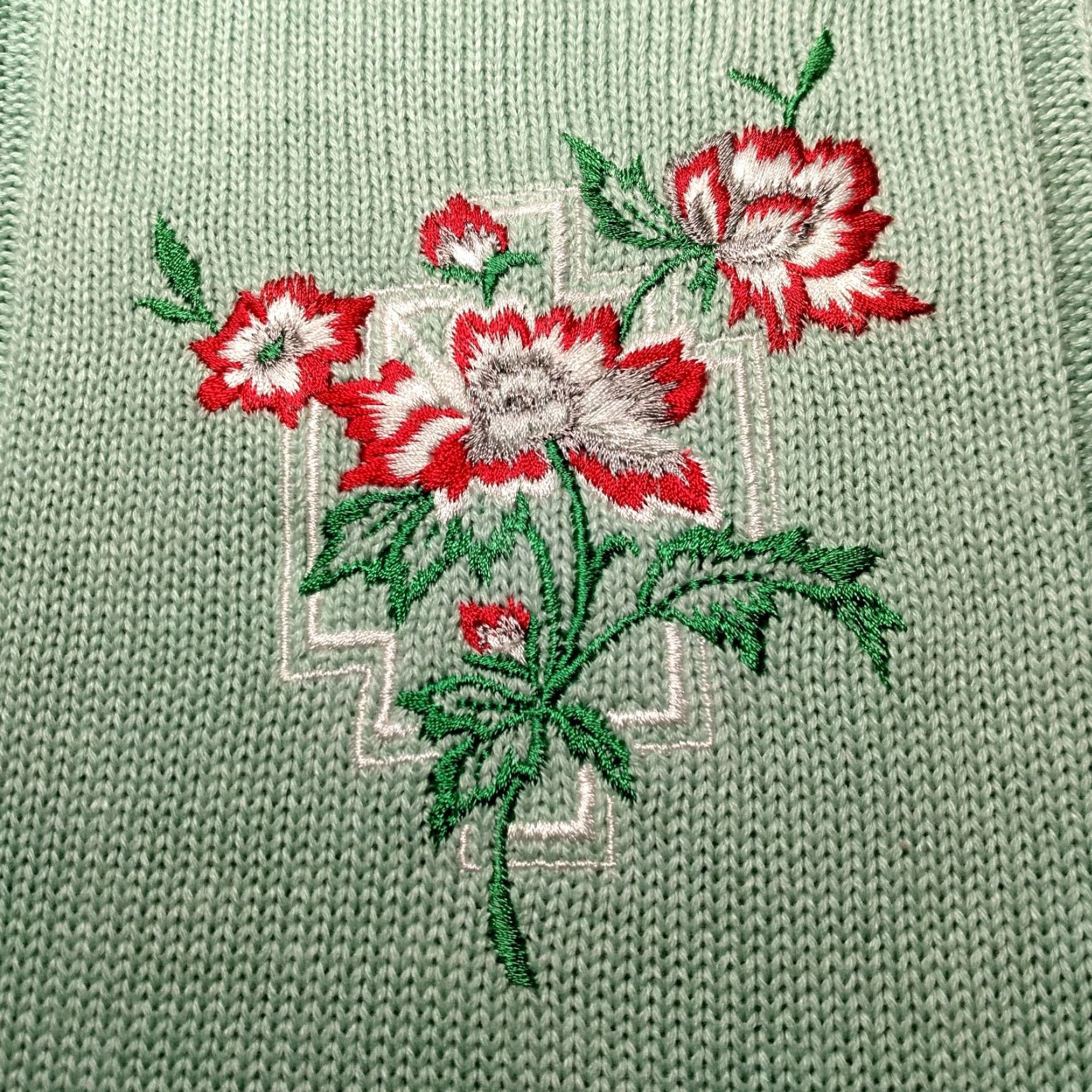 Vintage VINTAGE Embroidered Flower Sweater Vest Women’s Small Mint Green Grannycore Size S / US 4 / IT 40 - 4 Thumbnail