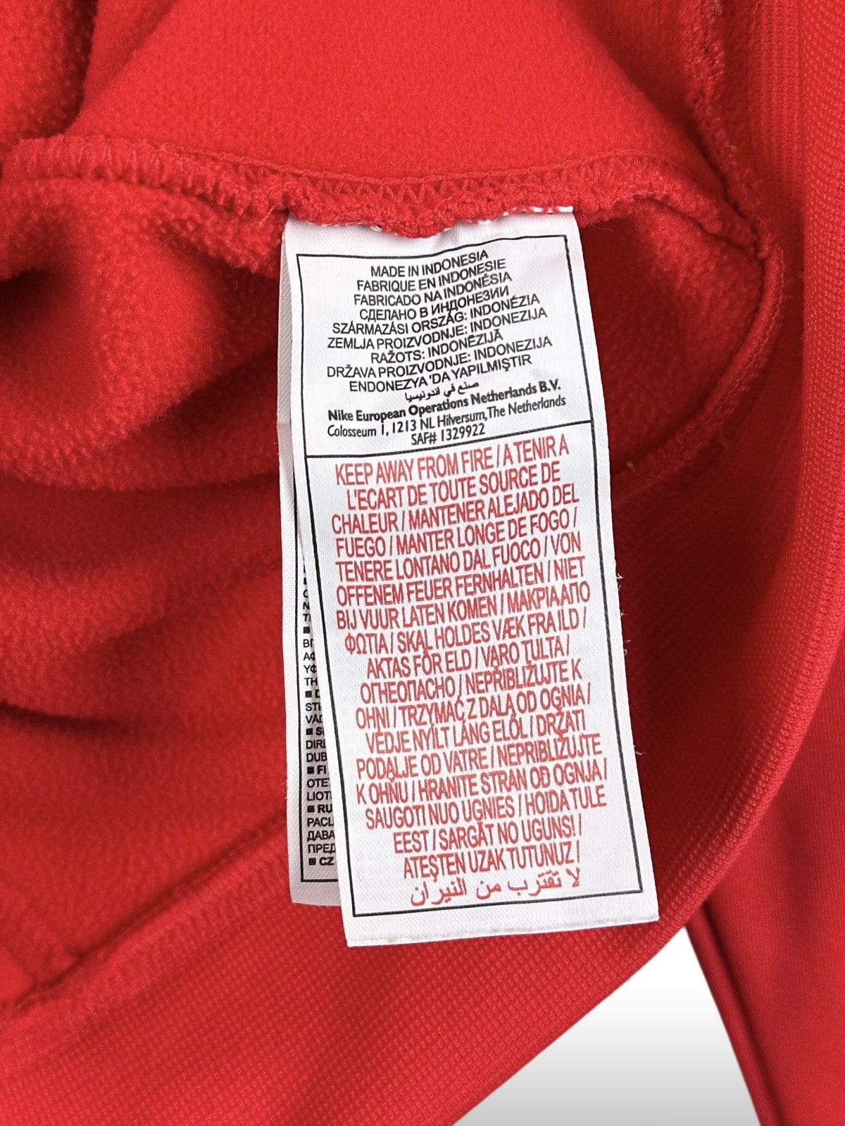 Nike Vintage Y2K Nike Tiempo Switzerland Hoodie Red Size US L / EU 52-54 / 3 - 11 Thumbnail