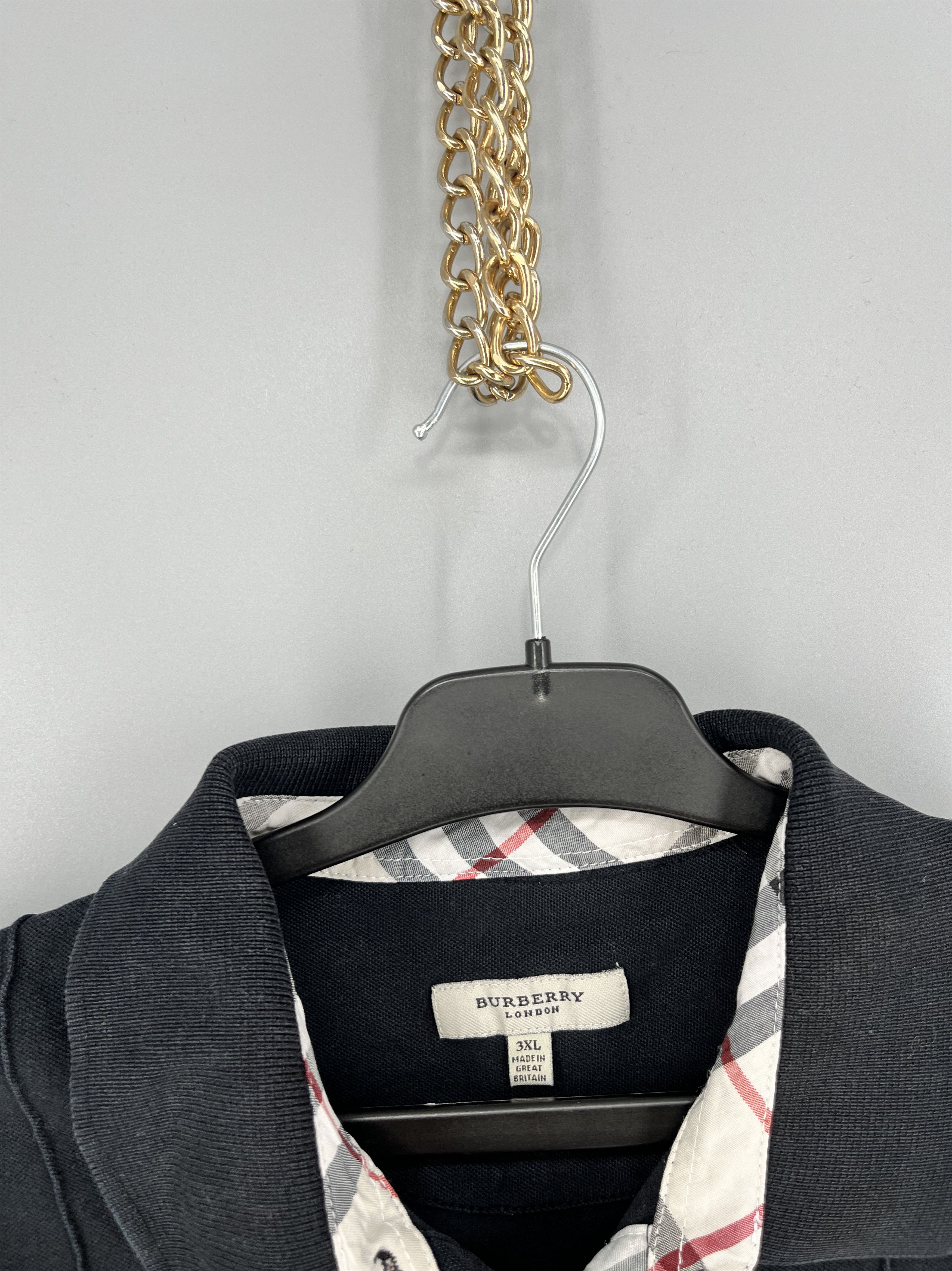 Burberry Vintage Y2K Burberry Luxury Polo V Neck T-shirt Streetwear Size XL / US 12-14 / IT 48-50 - 5 Thumbnail