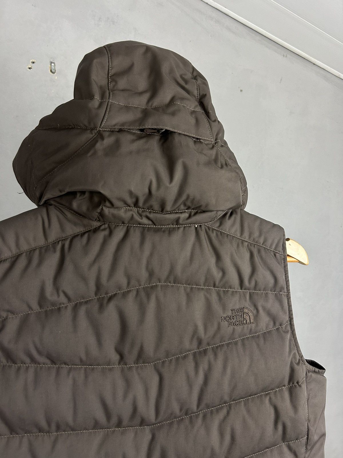 The North Face The North Face Hooded Down Puffer Vest Women Brown Size S Size S / US 4 / IT 40 - 12 Thumbnail