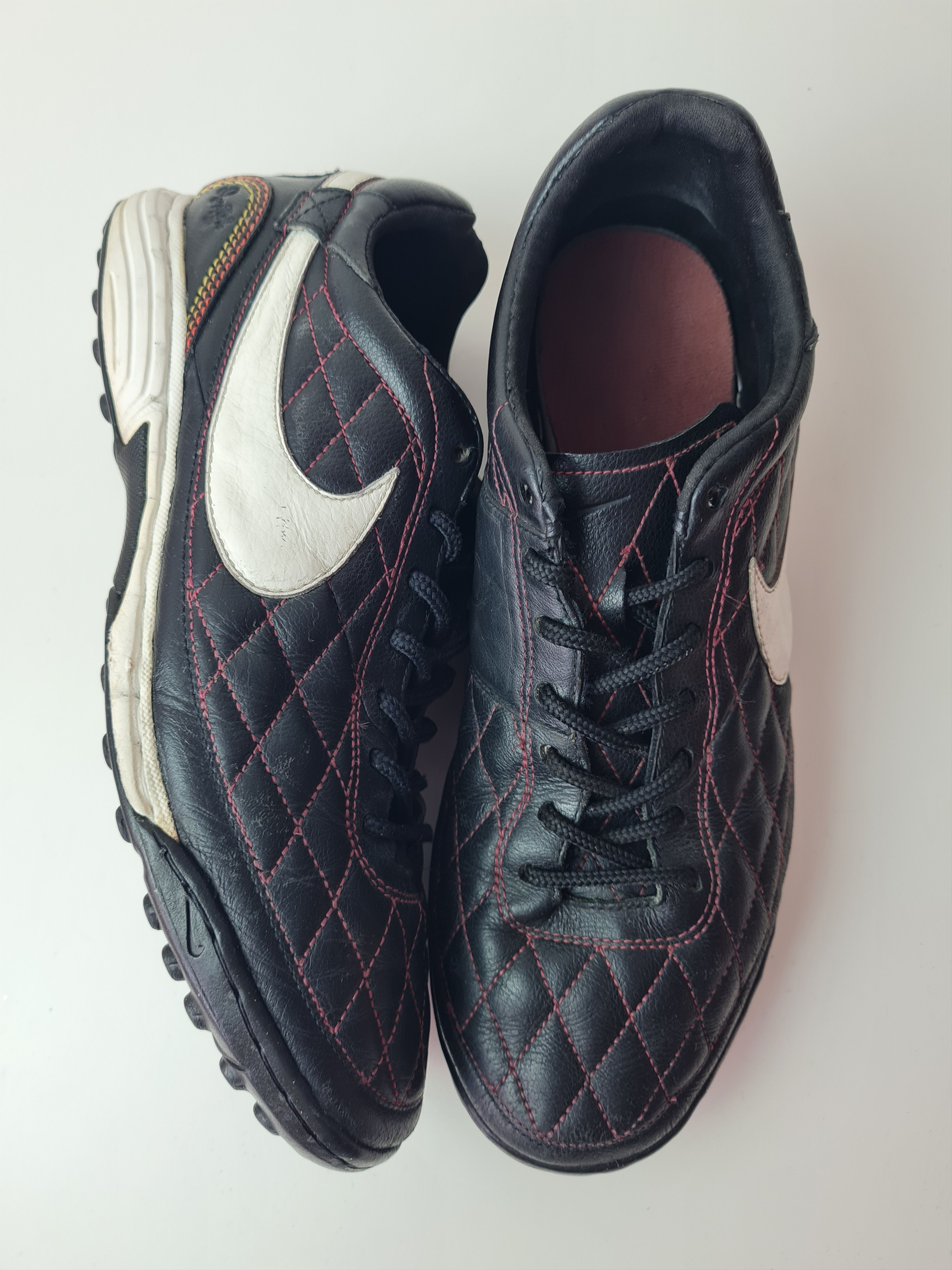 Nike Football Soccer Nike Tiempo R10 Ronaldinho Dois TF Indor Size US 8.5 / EU 41-42 - 7 Thumbnail