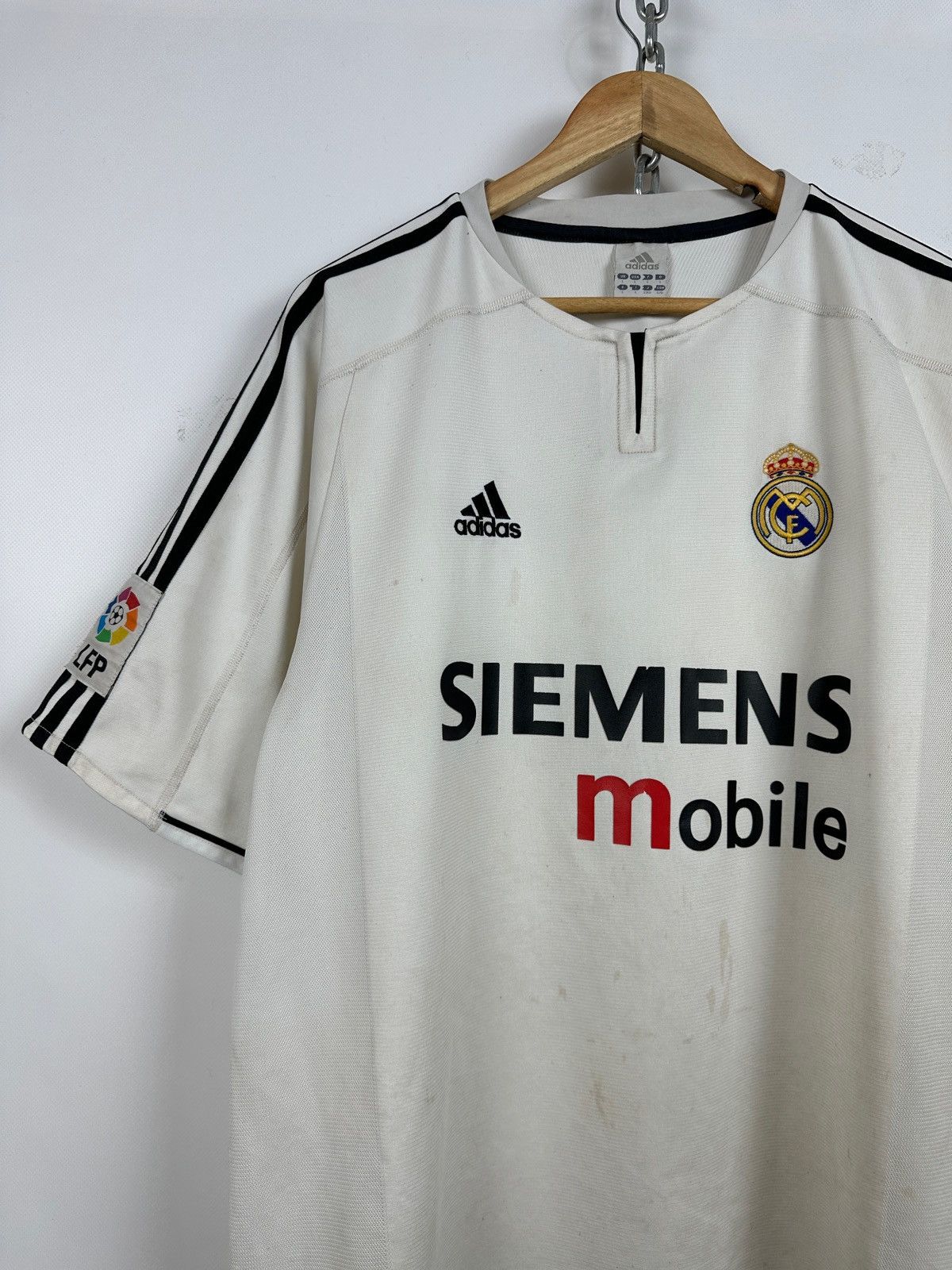 Vintage 2003-04 Vintage Adidas Real Madrid Home Soccer Jersey Size US L / EU 52-54 / 3 - 3 Thumbnail