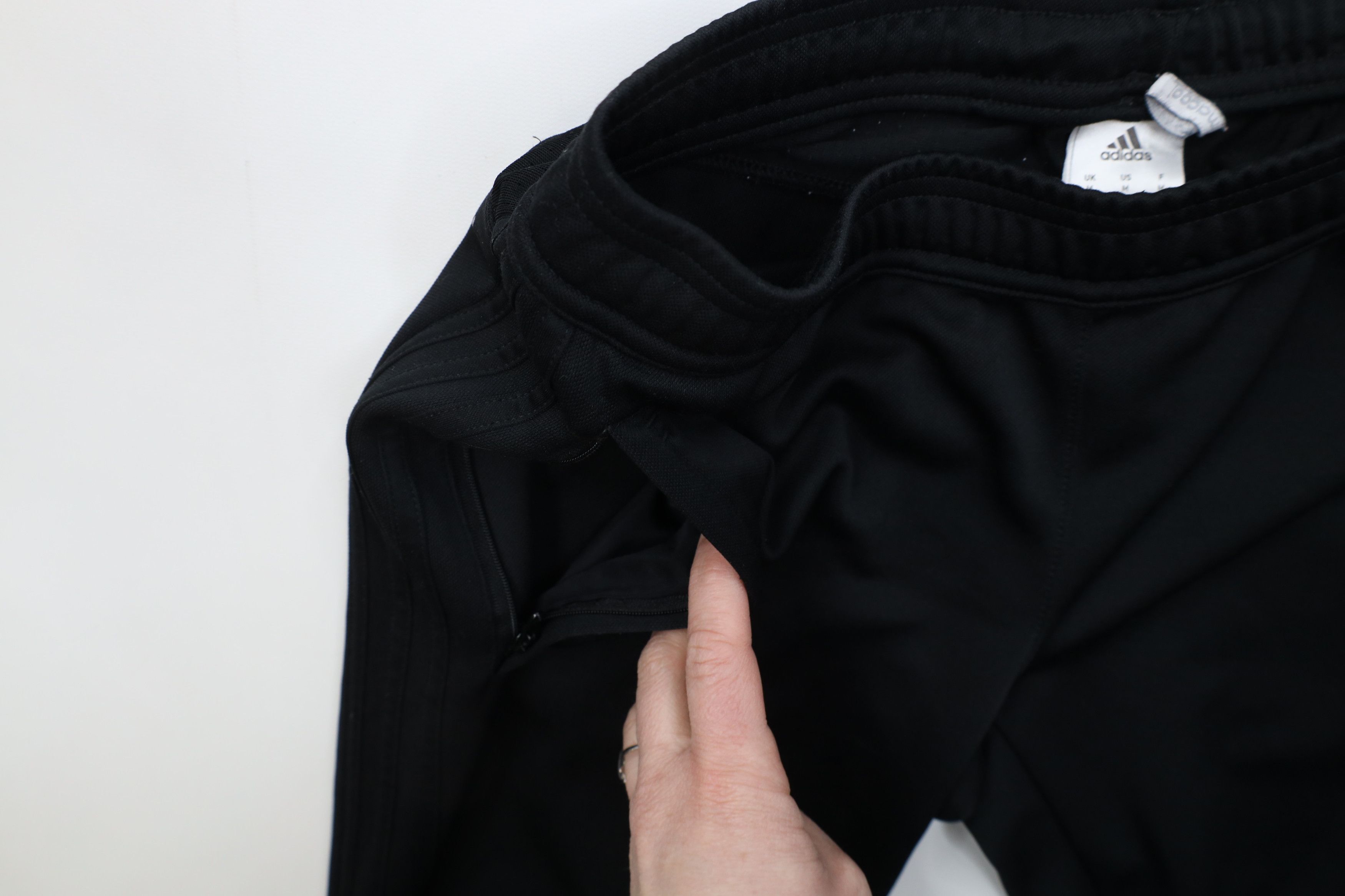 Adidas Vintage Y2K Adidas Tapered Leg Running Soccer Warm Up Pants Size US 34 / EU 50 - 8 Thumbnail