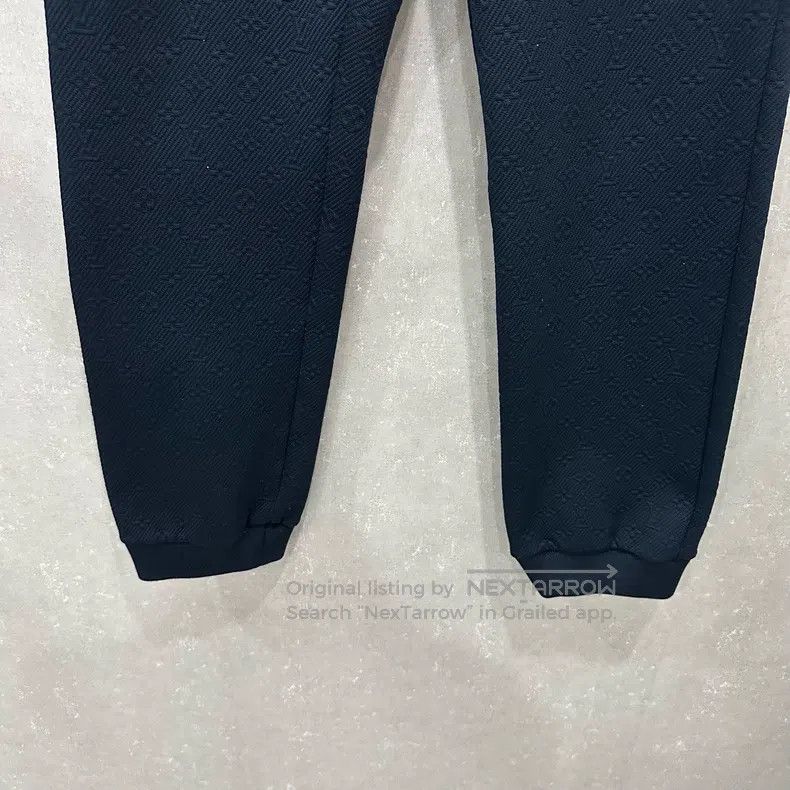 Louis Vuitton Louis Vuitton size m Presbyopic dark logo sweatpants Size US 28 / EU 44 - 3 Thumbnail